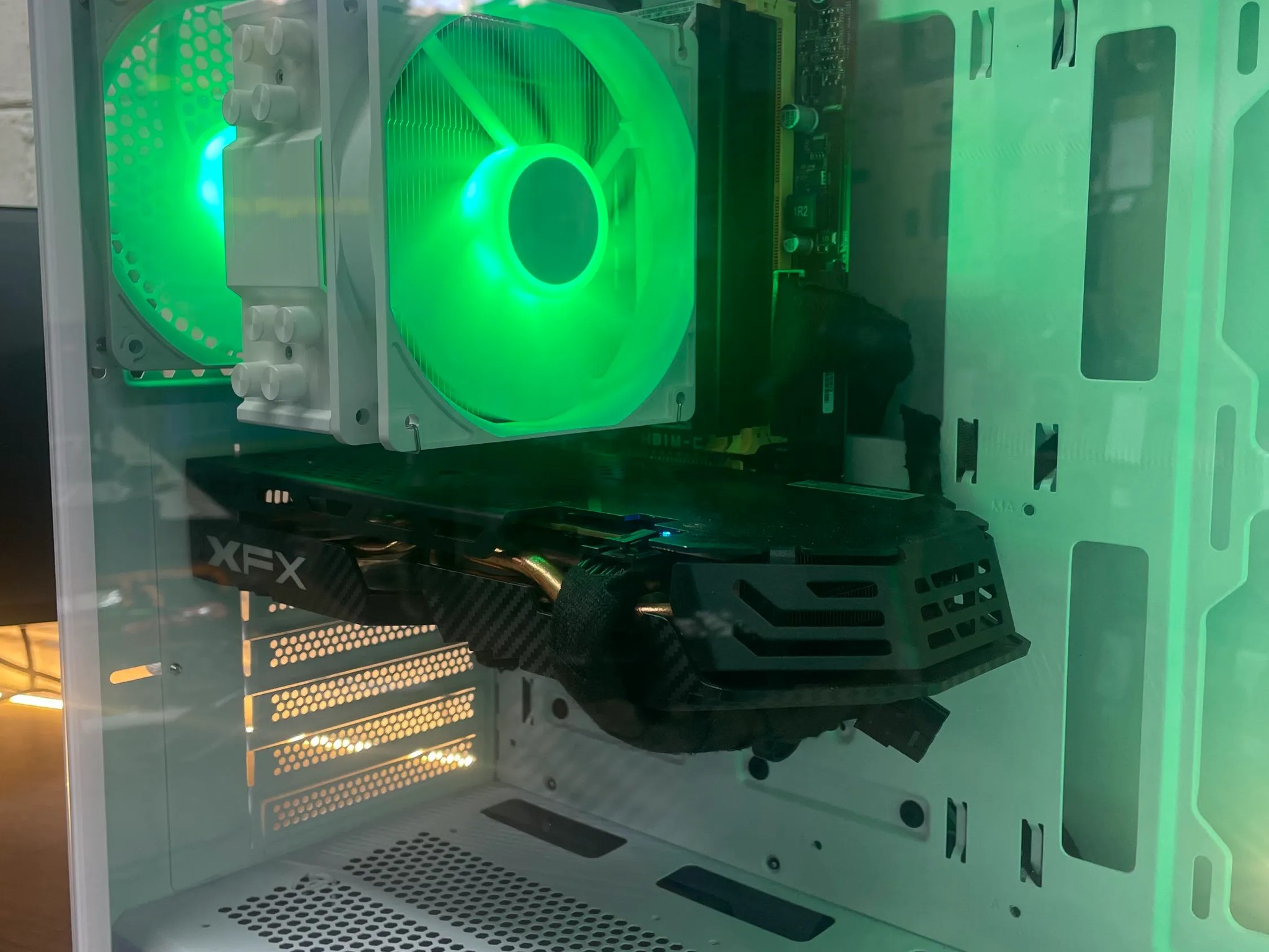 Budget Gamer PC | GTA & Fortnite READY | Intel i7 / RX580 / 8GB / 1.1TB Win 11 Pro + Wi-Fi