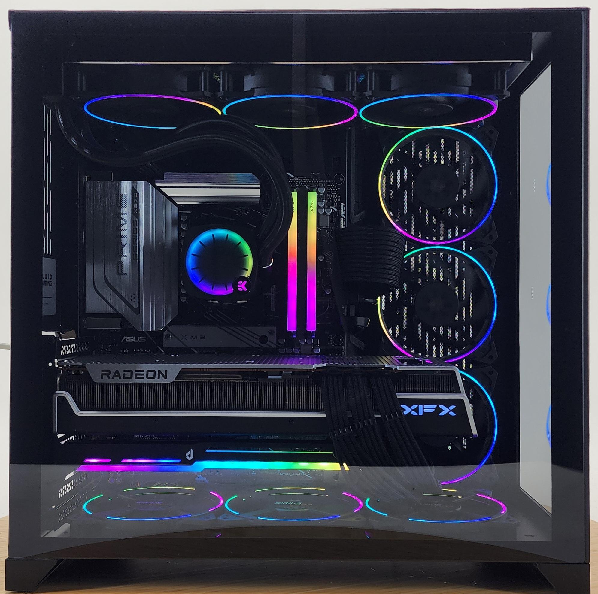 Gaming PC Ryzen 7 9800X3D 32GB RAM 2TB SSD RX 7900 XTX 24GB Windows 11 Computer