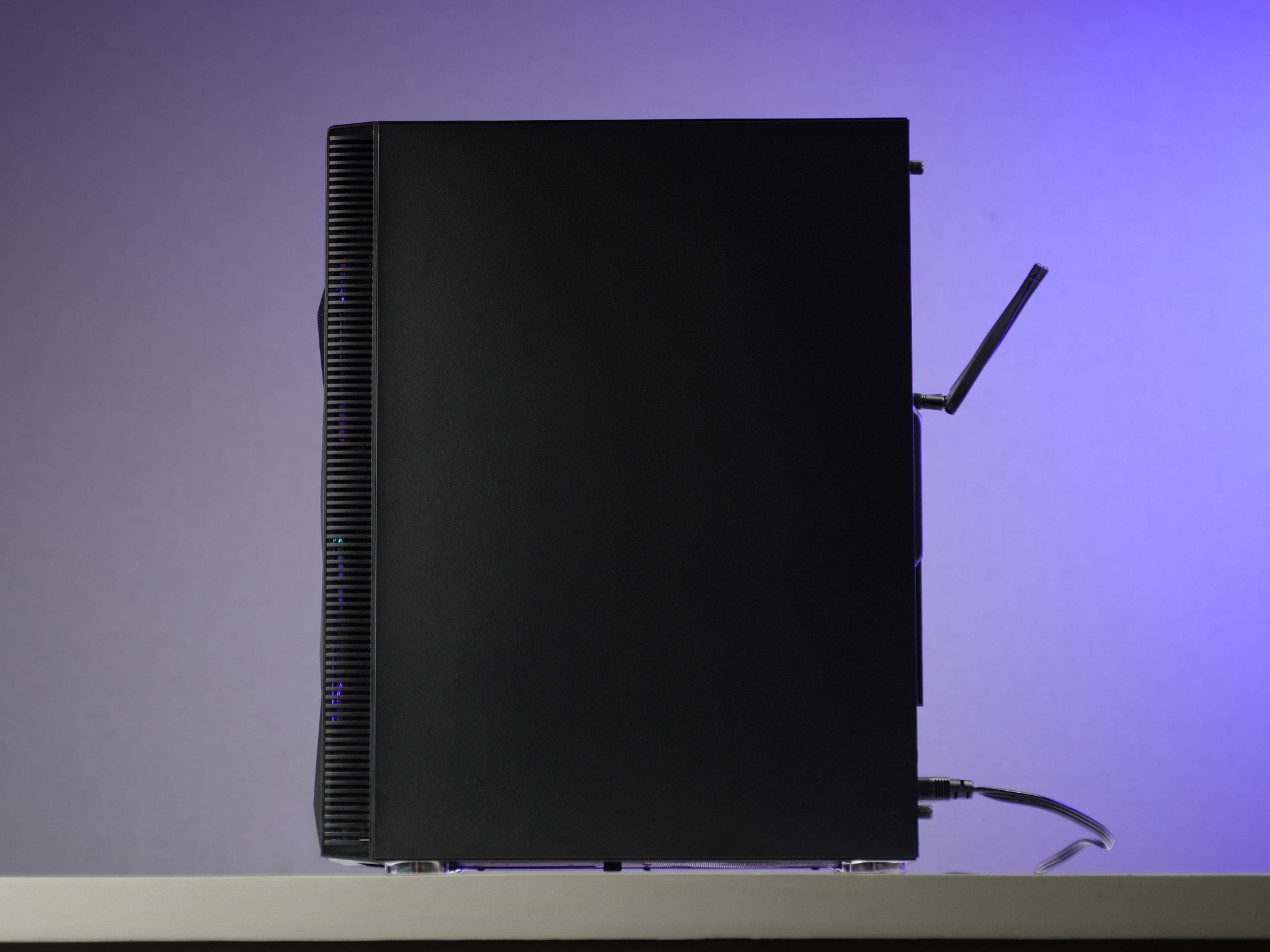 RF-02 / RTX 5060 Ryzen 5 5600X 16GB 1TB Windows 11 Gaming PC