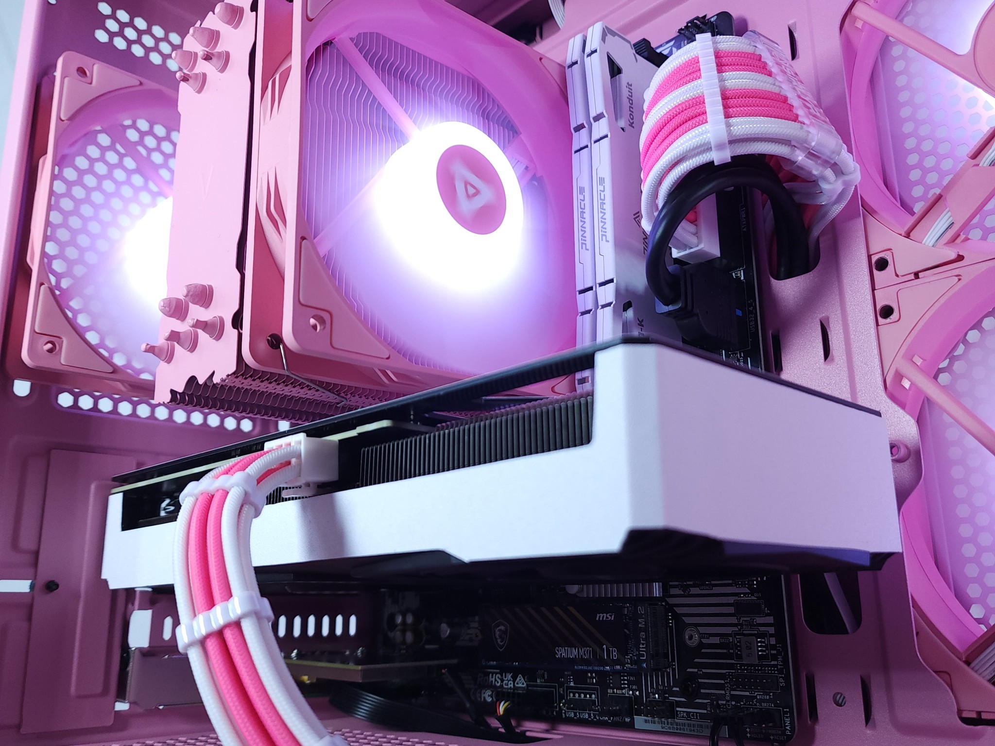 💗RTX 4070●Core i5 12400F●1440p Gaming Computer