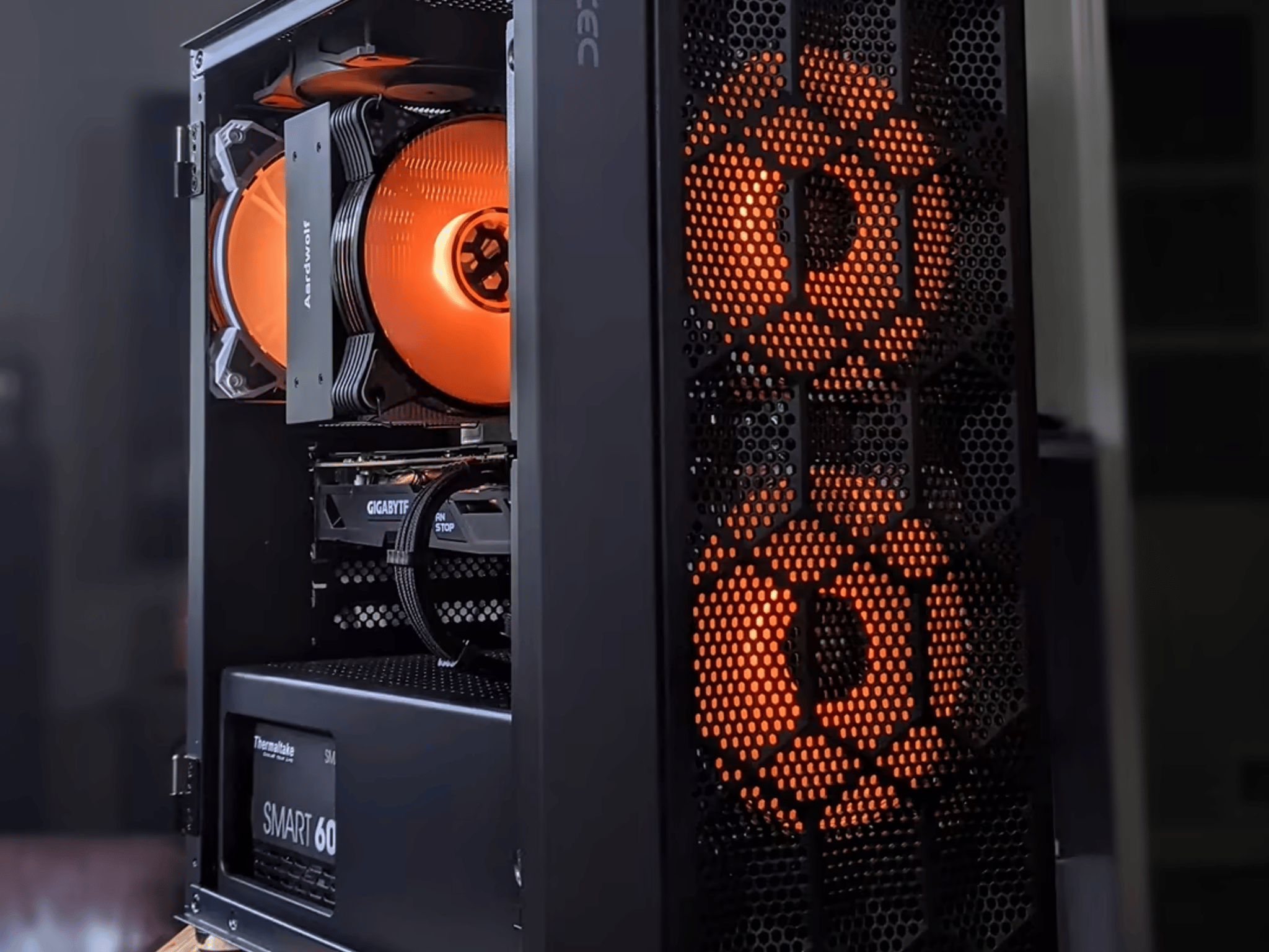 Zeno | Custom RGB Gaming PC | Intel Xeon RX 480