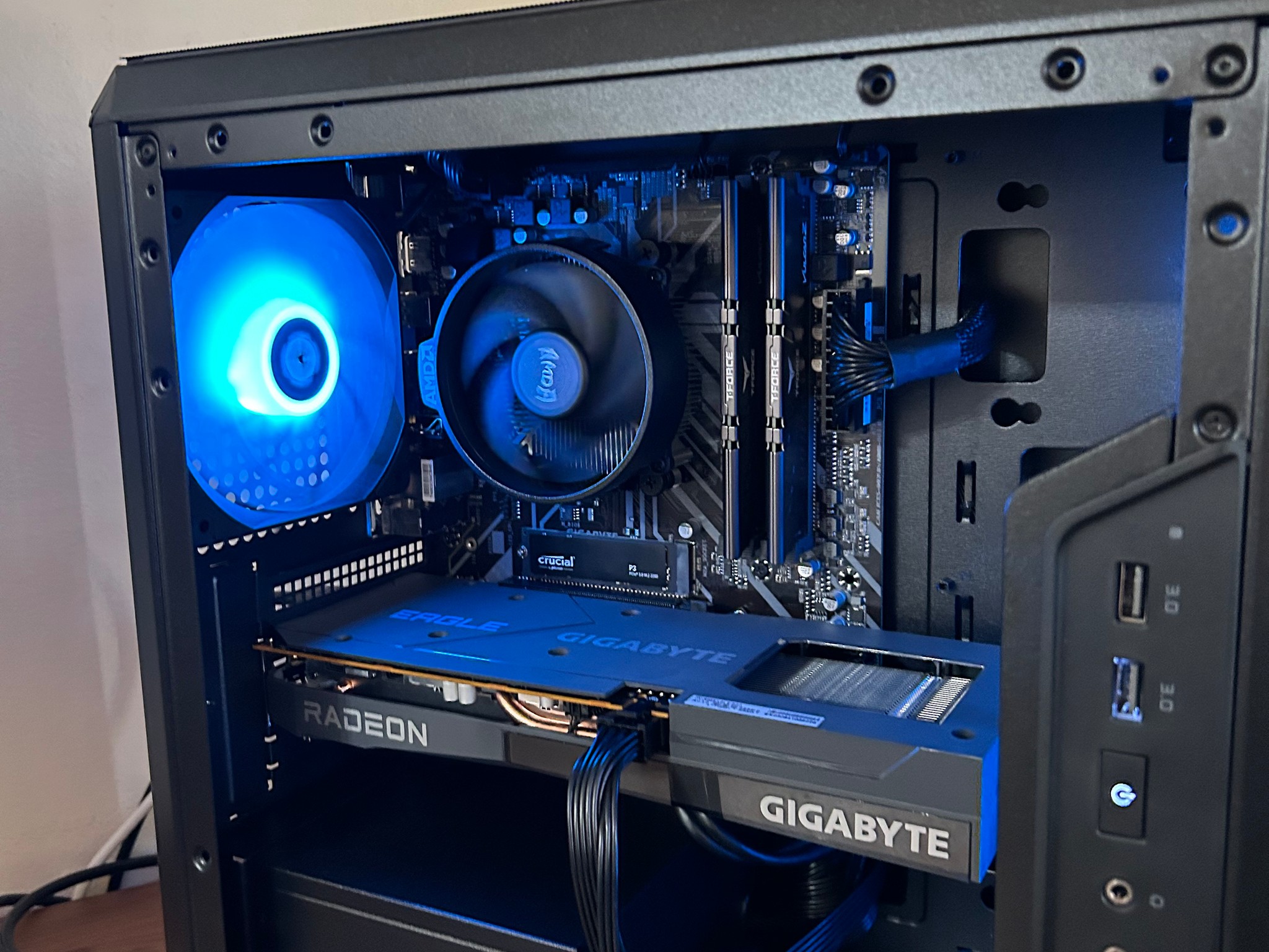**HOLIDAY SPECIAL** RX 6600 | Ryzen 5 3600 | 1TB SSD | Entry Level Beast V22