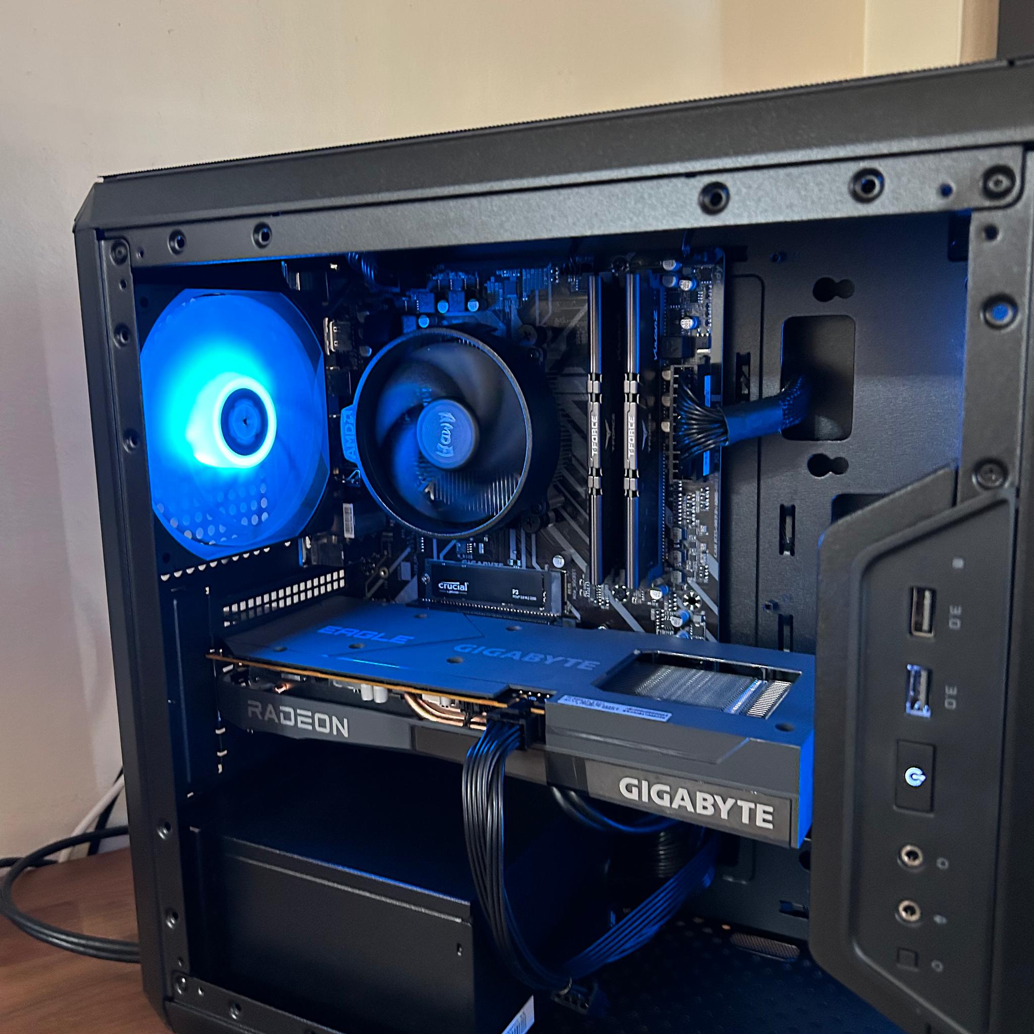**HOLIDAY SPECIAL** RX 6600 | Ryzen 5 3600 | 1TB SSD | Entry Level Beast V22