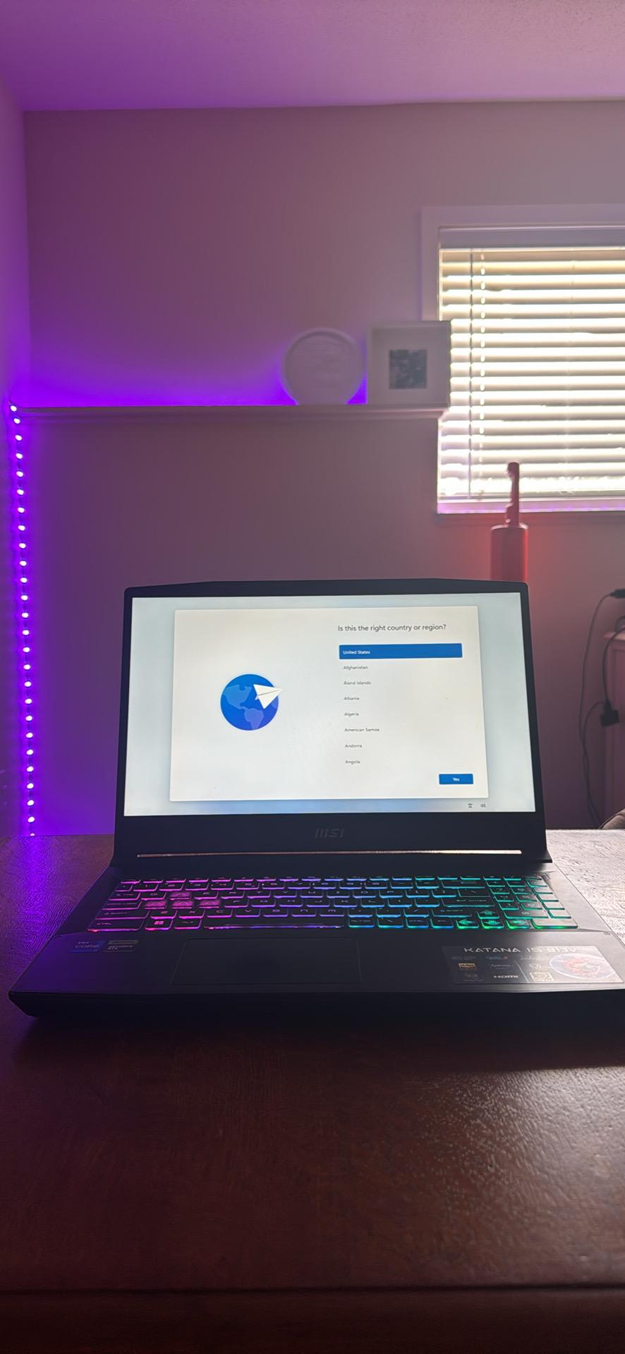 MSI Katana 15 B13v 15”