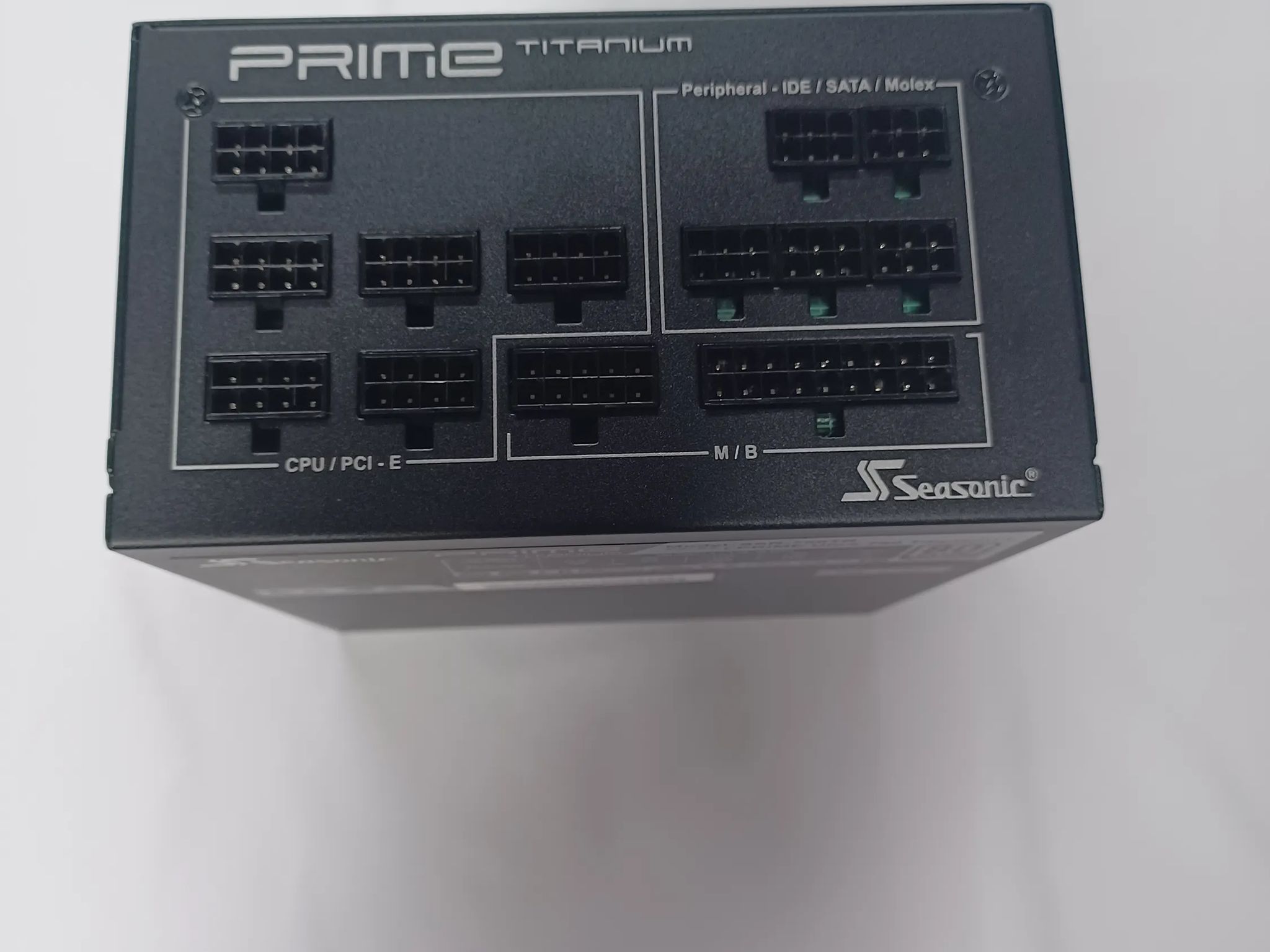 Seasonic 750 W 80+ Titainium power supply