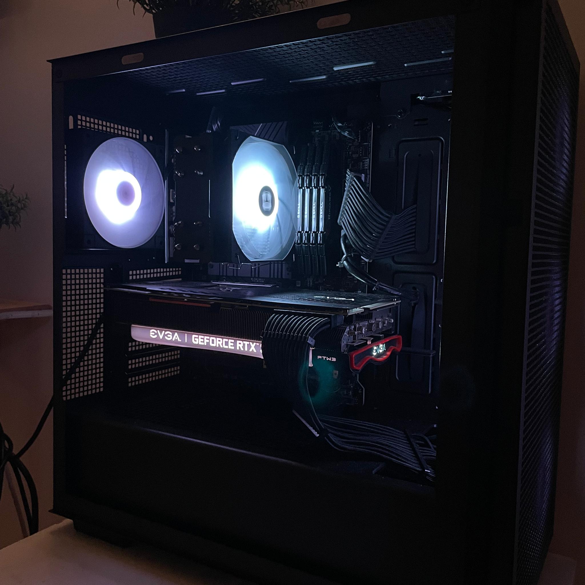 FLASH SALE |🖤🤍1440p PC | RTX 3080 | 12600KF | 32GB | 1TB M.2 | Windows 11 Home |🤍🖤