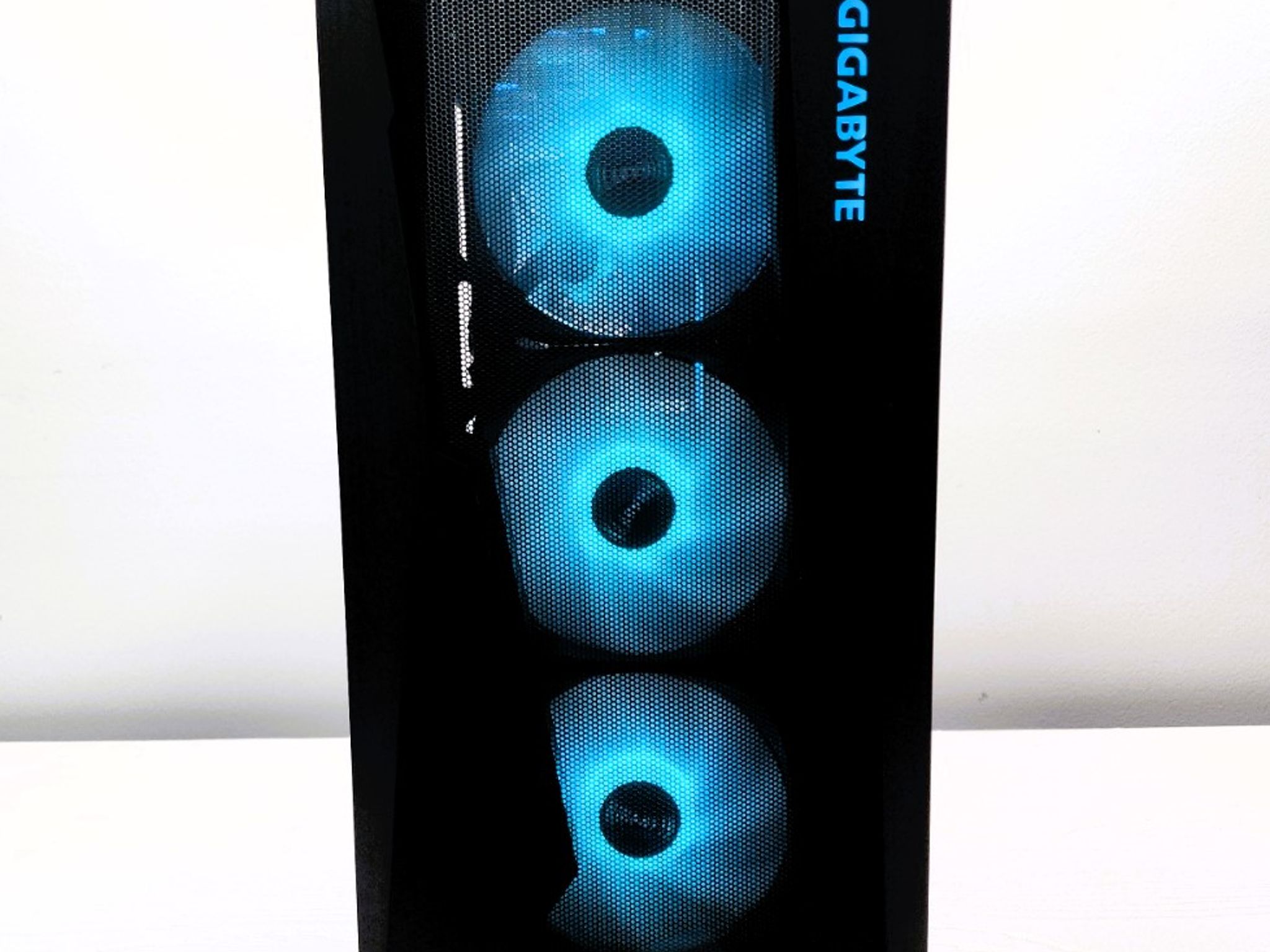 Serious Performance Gaming Beast - ALL NEW - ALL Gigabyte 7800X3D/4090 - READ DESCRIPTION!!!