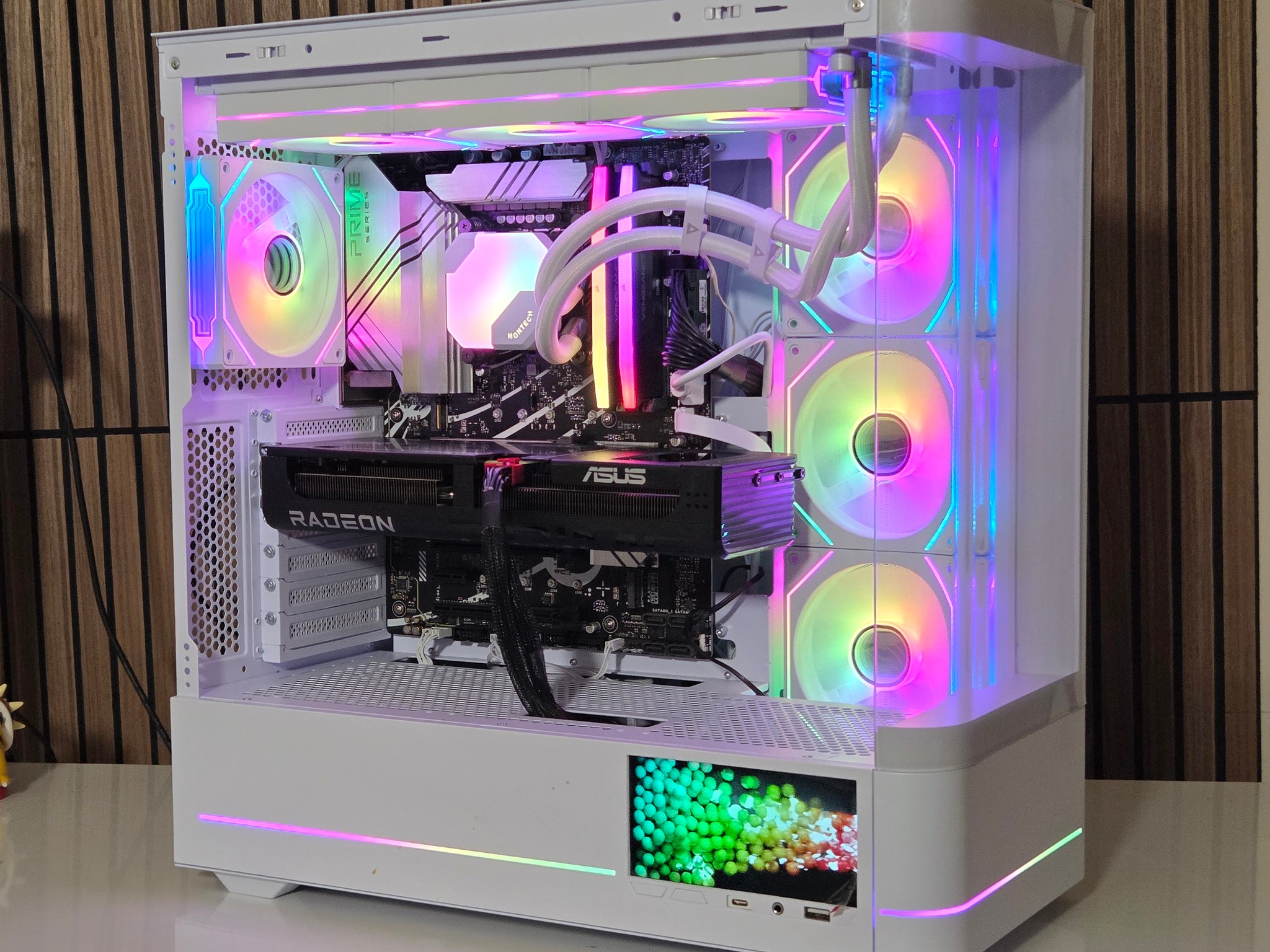 Whiteout | Gaming PC | I9 12900K | RX 9060XT 16GB | 1TB NVME | 16GB DDR5| Z790 | Windows 11| WI...