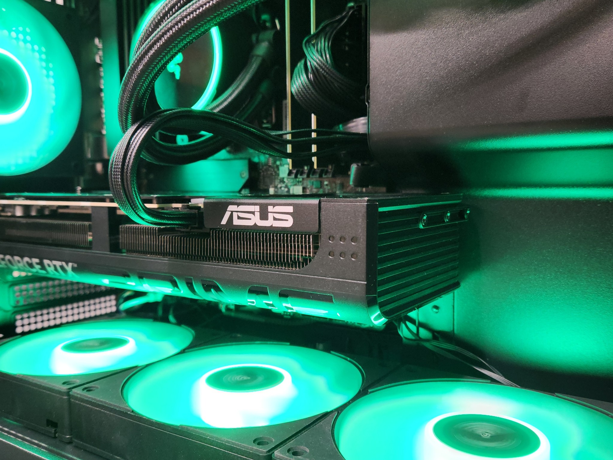 Custom 🎮🎥 Gaming & Streaming PC | RTX 5070 TI 16GB | Ryzen 7 7800X3D | 2TB SSD | 32GB DDR5