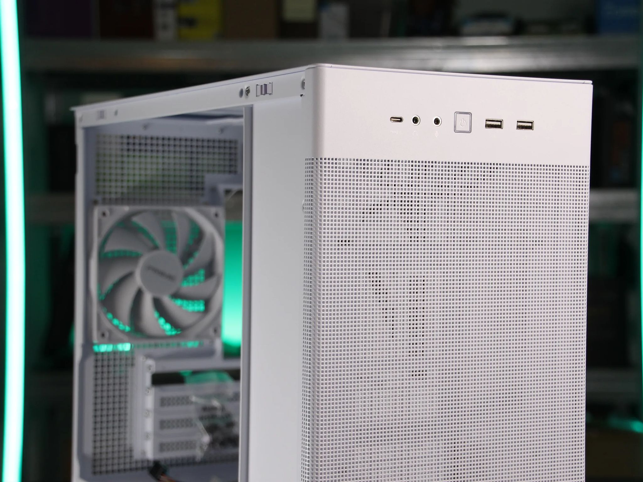 ASUS Prime AP201 // MicroATX PC Case
