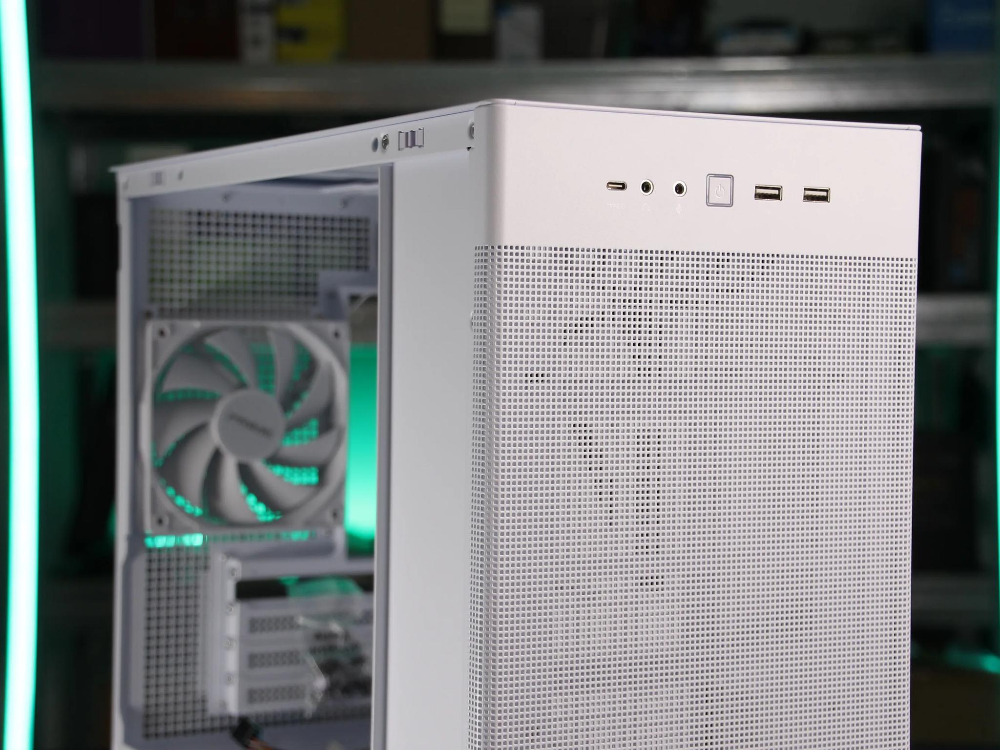 ASUS Prime AP201 // MicroATX PC Case
