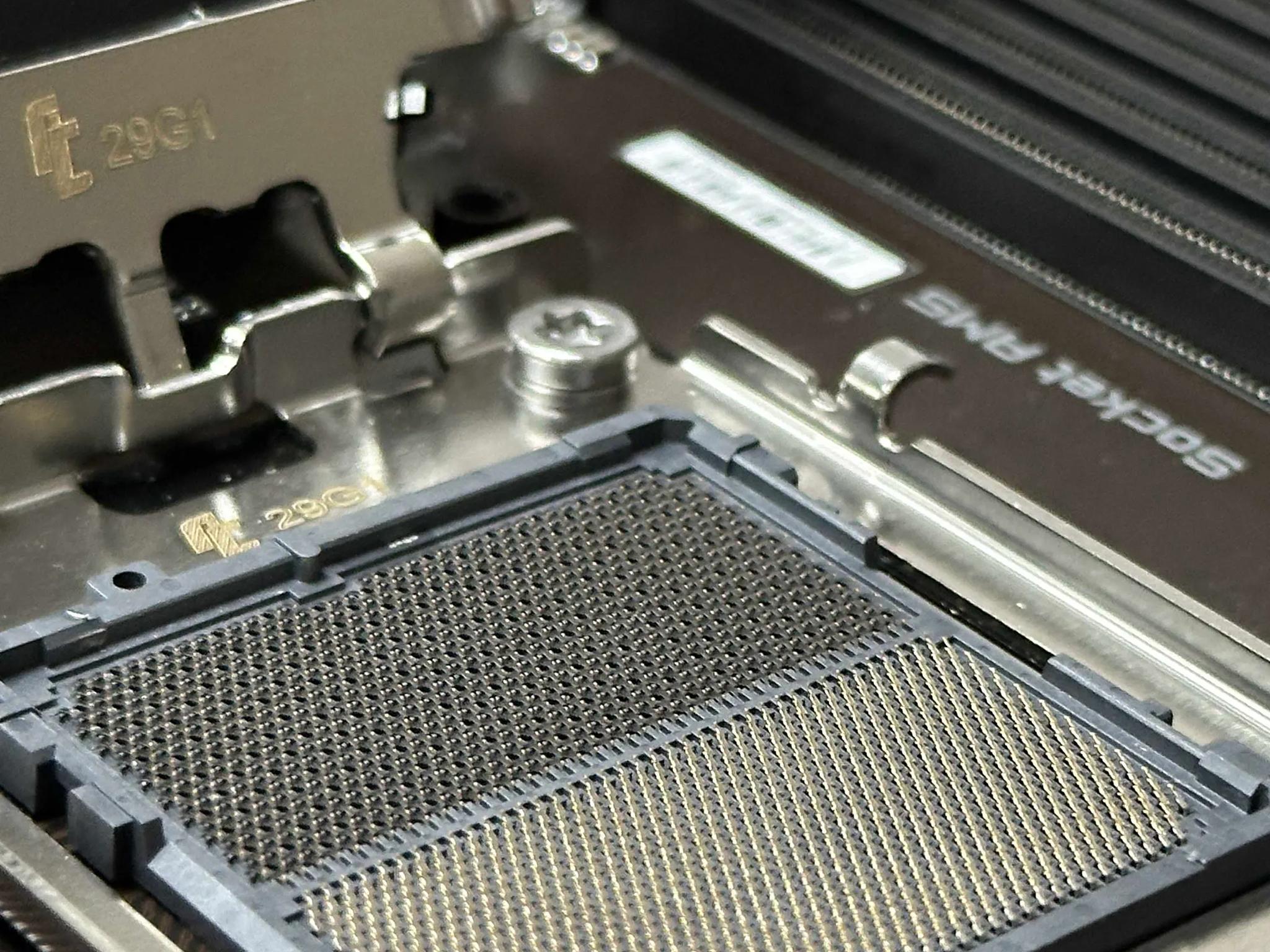 GIGABYTE B650 DS3H Motherboard | Perfect Condition | AMD Socket AM5 | Supports Two Gen 4 M.2 Drives