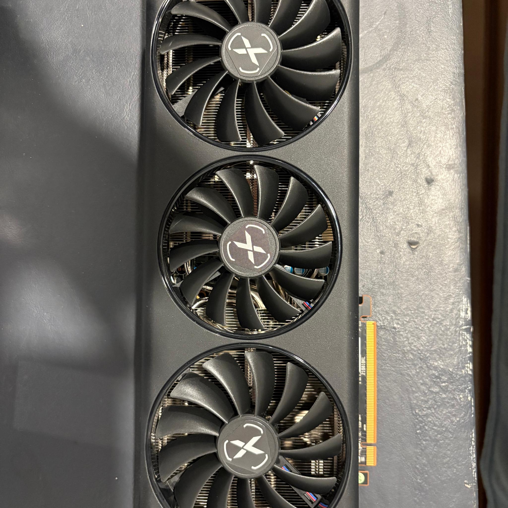 XFX SPEEDSTER SWFT319 AMD Radeon RX 6800 CORE Gaming Graphics Card