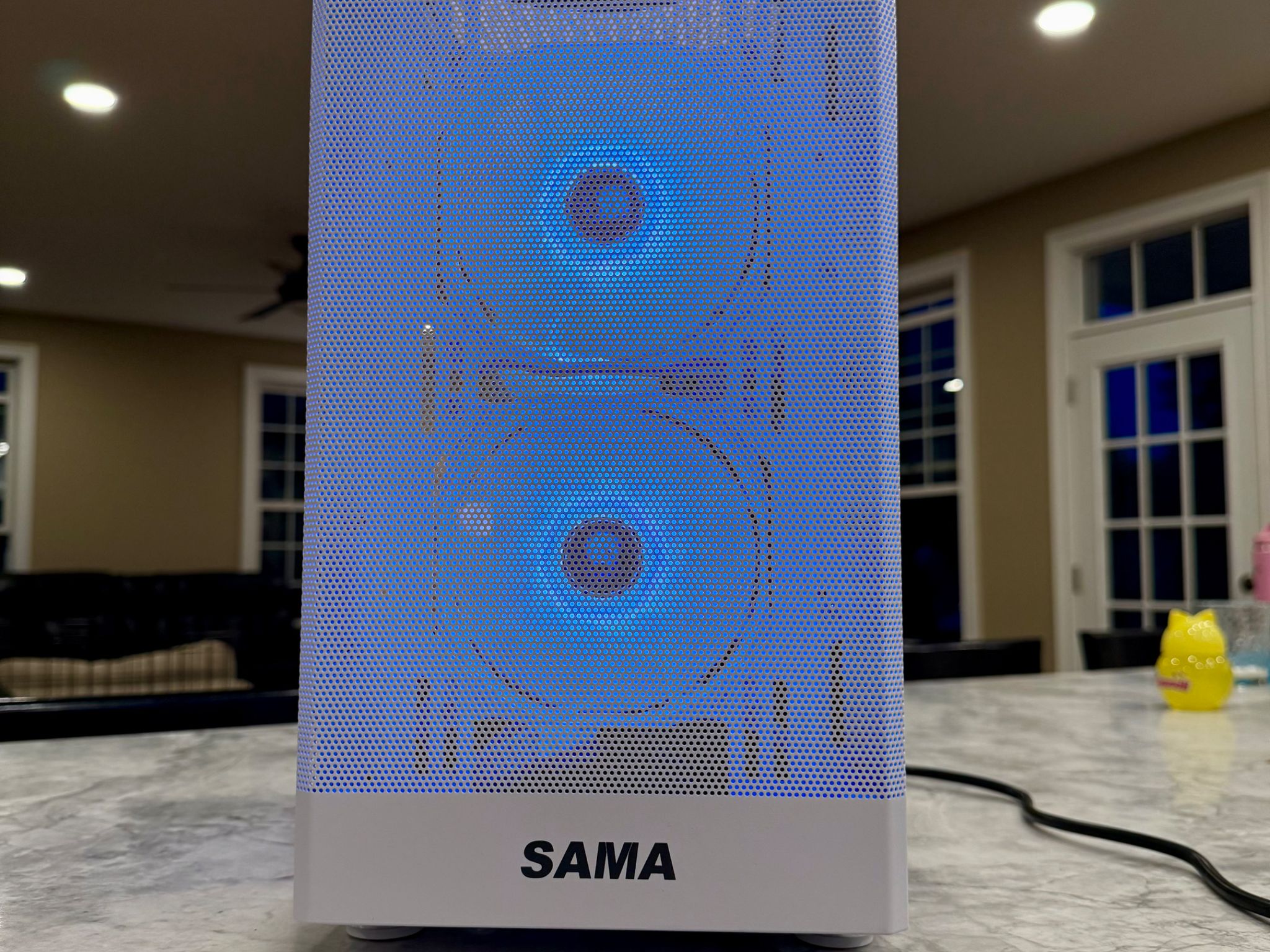 "White Knight" | RX 5700, Ryzen 5 3600, 1TB SSD, 16GB RAM