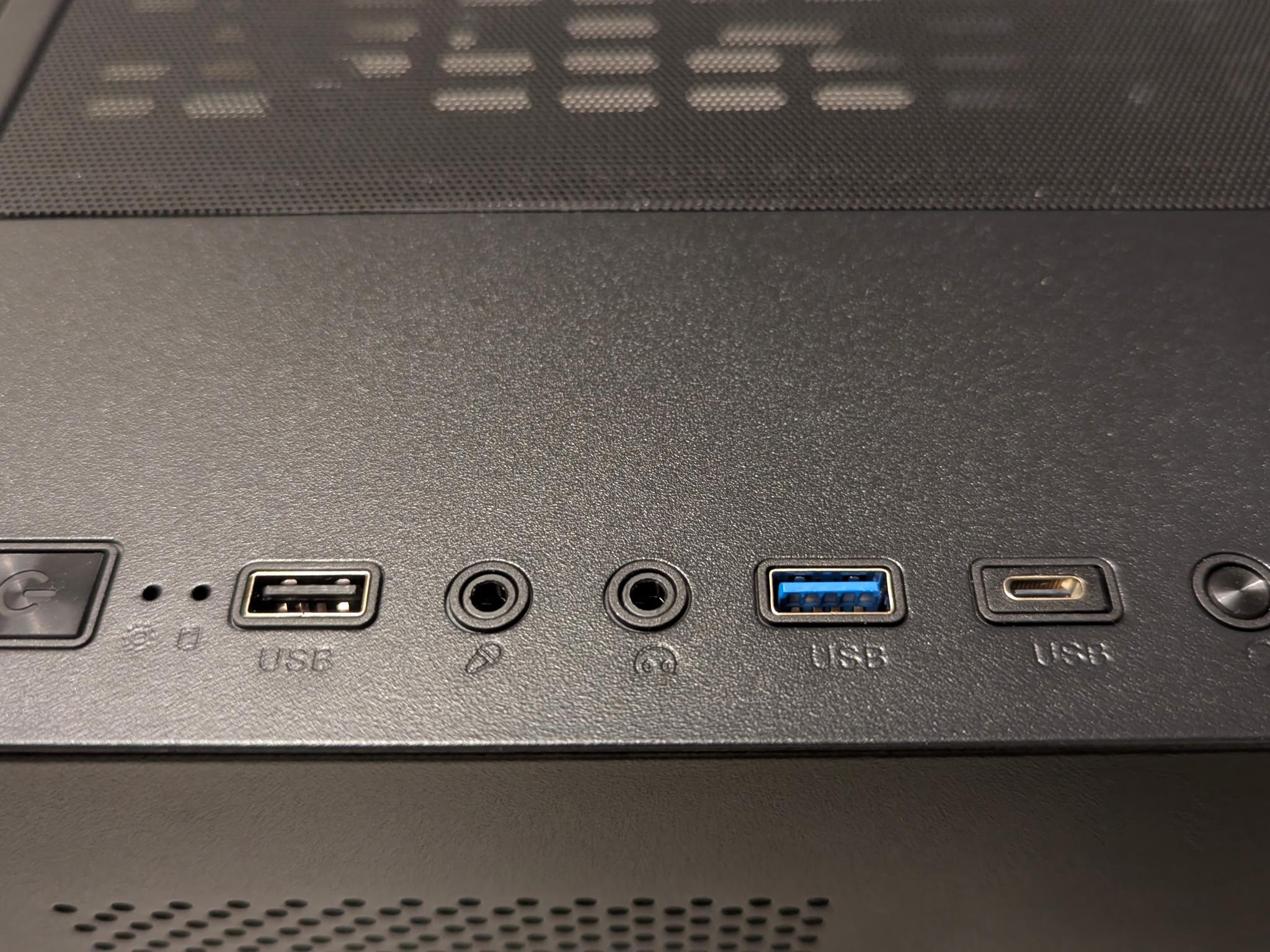🔥Solid Gaming PC🔥 |3070 8GB |Ryzen 7 3700X| 32GB RAM | 1TB SSD | Wi-Fi | Win 11 Pro |