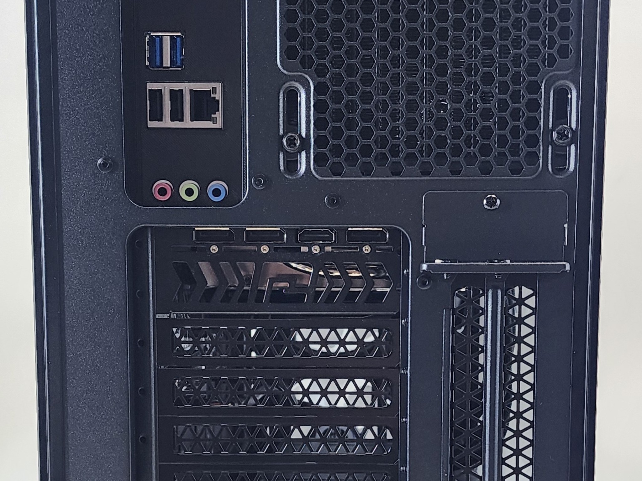 Gaming PC i3-14100F 8GB RAM 500GB SSD RX 6600 XT 8GB Windows 11 Computer