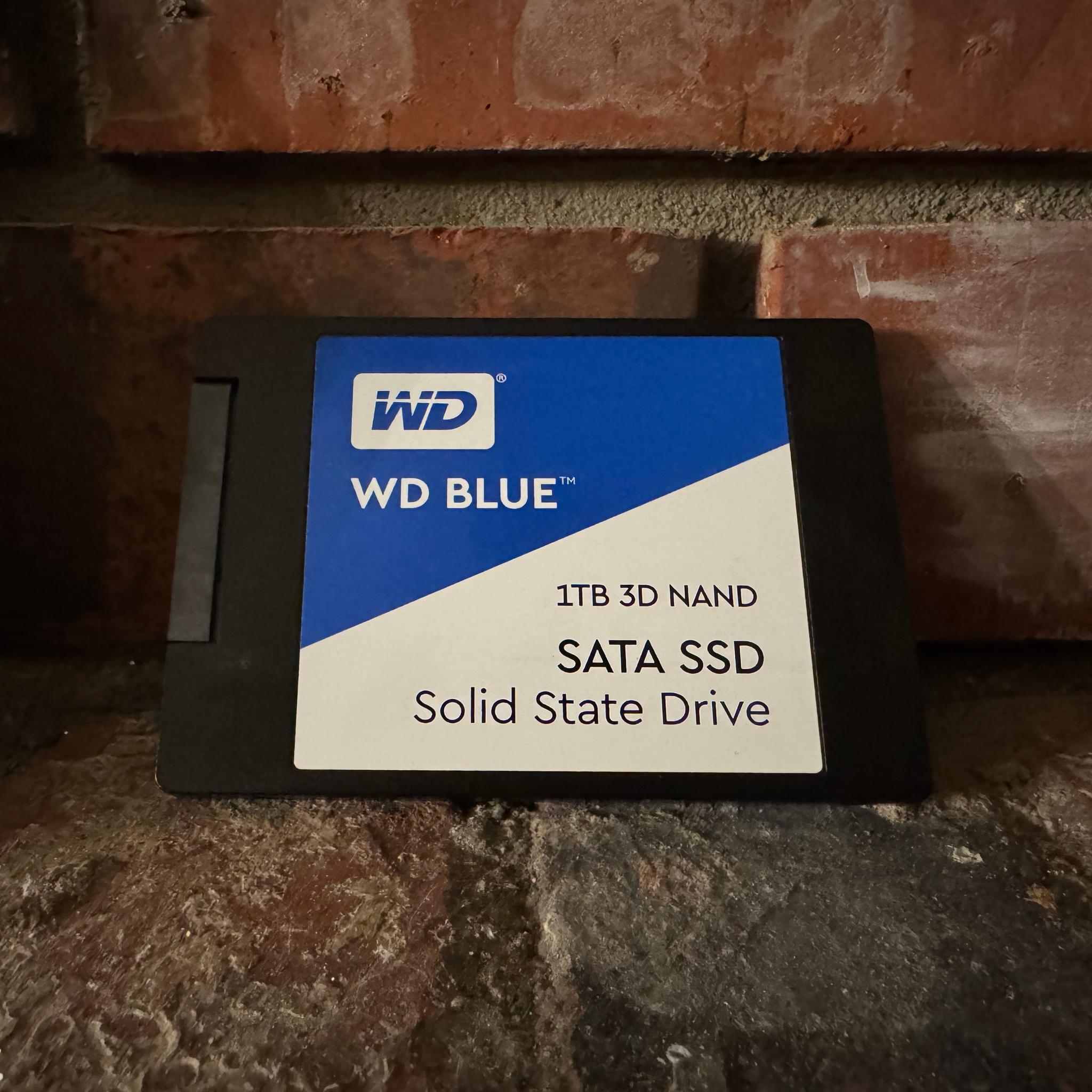 1TB WD BLUE 3D NAND SSD 2.5