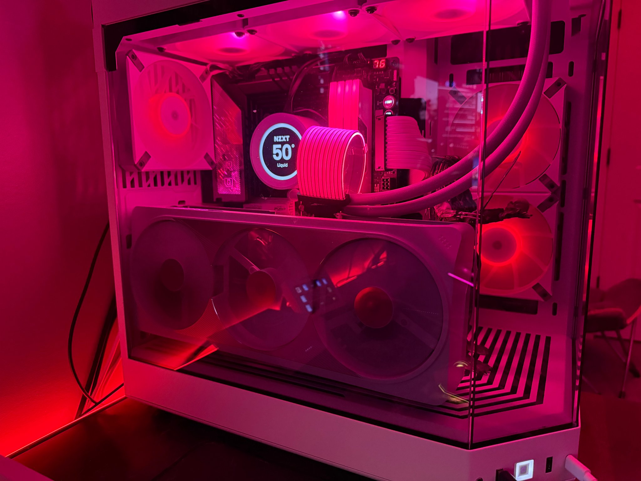 Unreal Custom Gaming PC RTX 4090 - Top Specs, Dominate the Competition