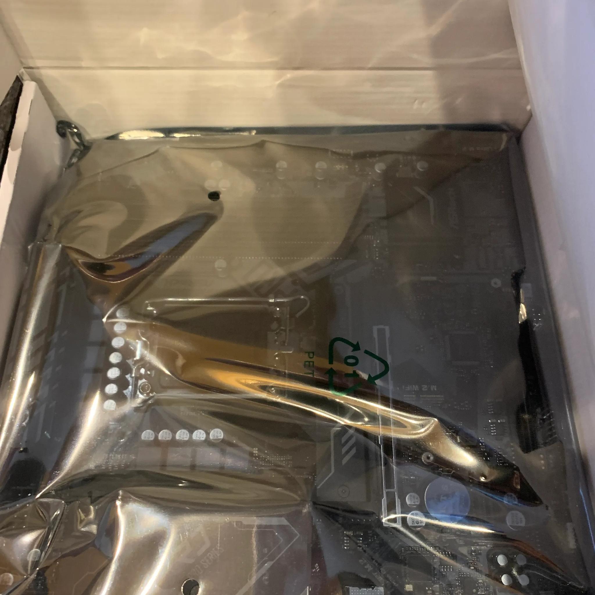 BNIB/Sealed CPU/Mobo Combo! Intel i5-12400, Asrock B660m Pro RS, TP-link AC600 PCIe Wifi Adaptor