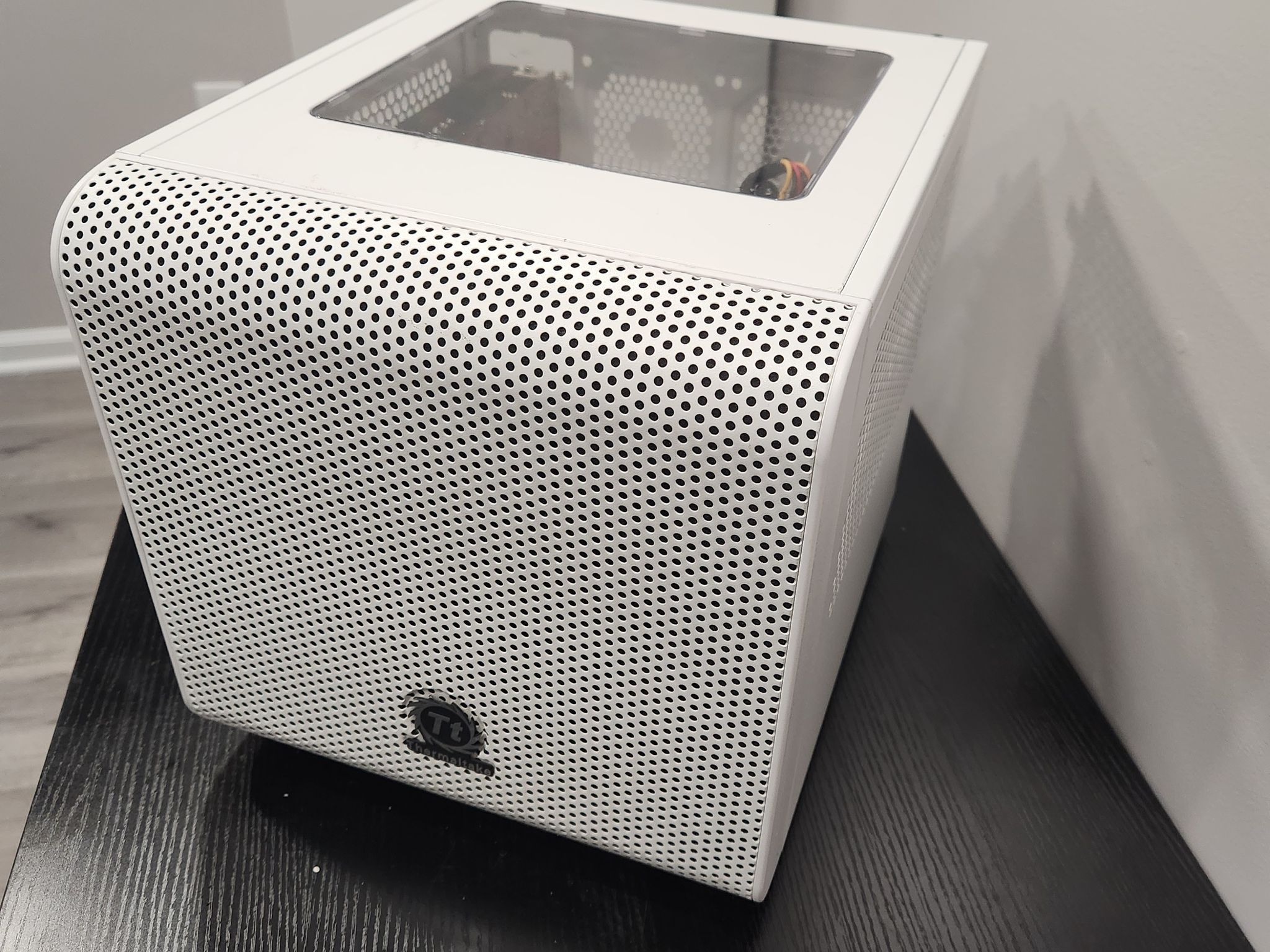 Custom AMD RX 5700 XT starter gaming PC in a box!!!!