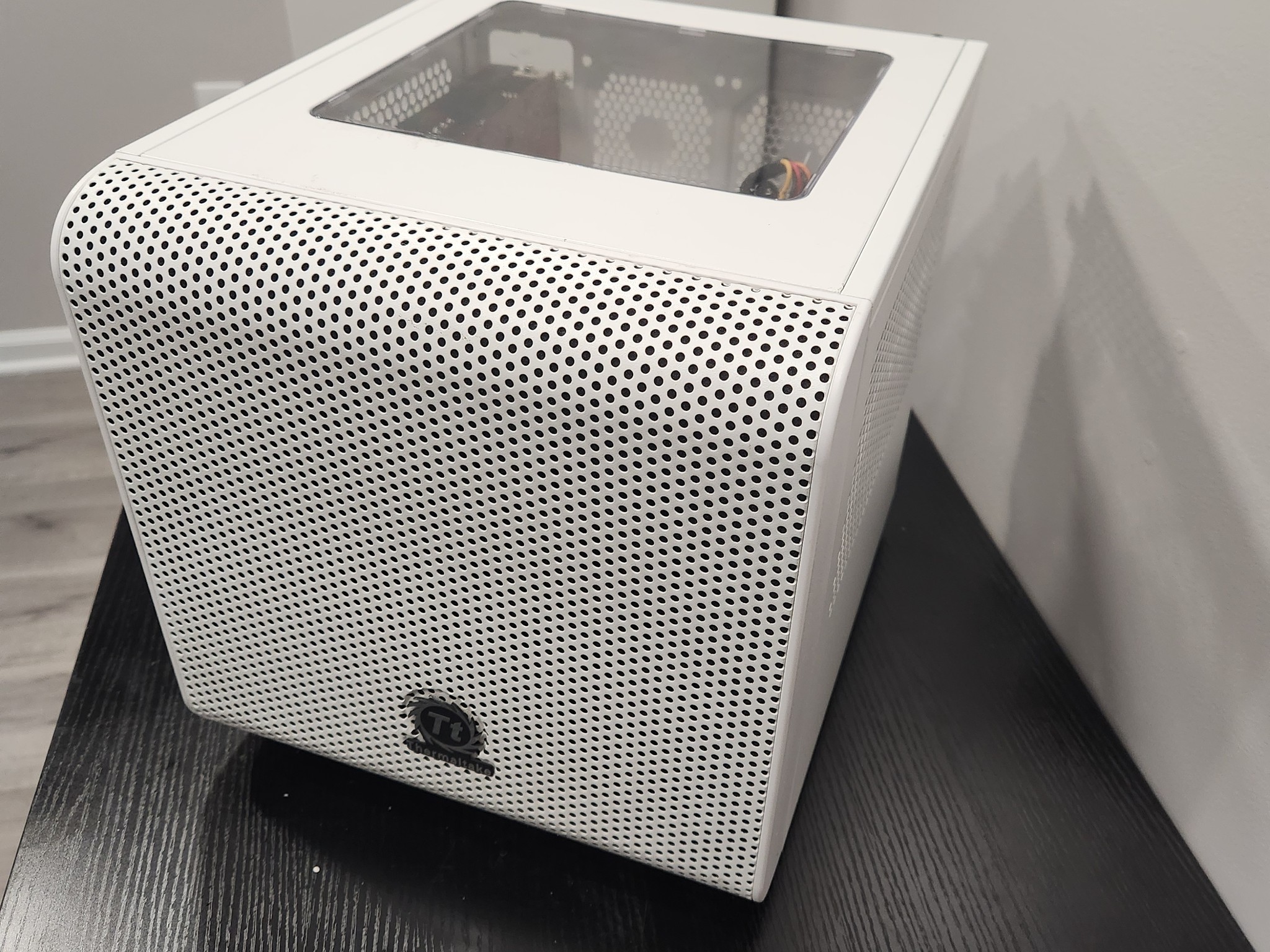 Custom AMD RX 5700 XT starter gaming PC in a box!!!!