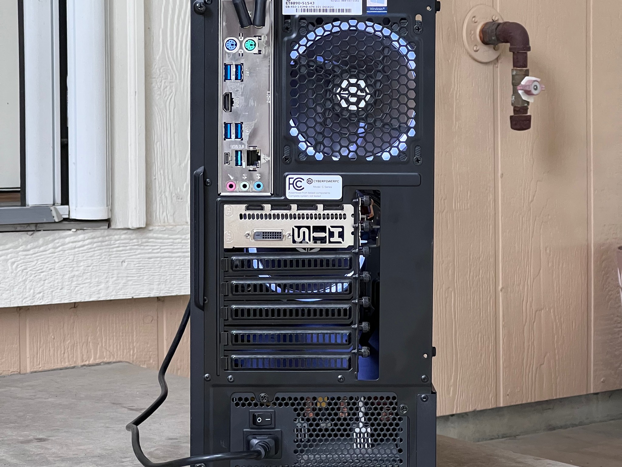 Rx 580 8gb, Ryzen 5 3600, 16gb ram, 2tb storage