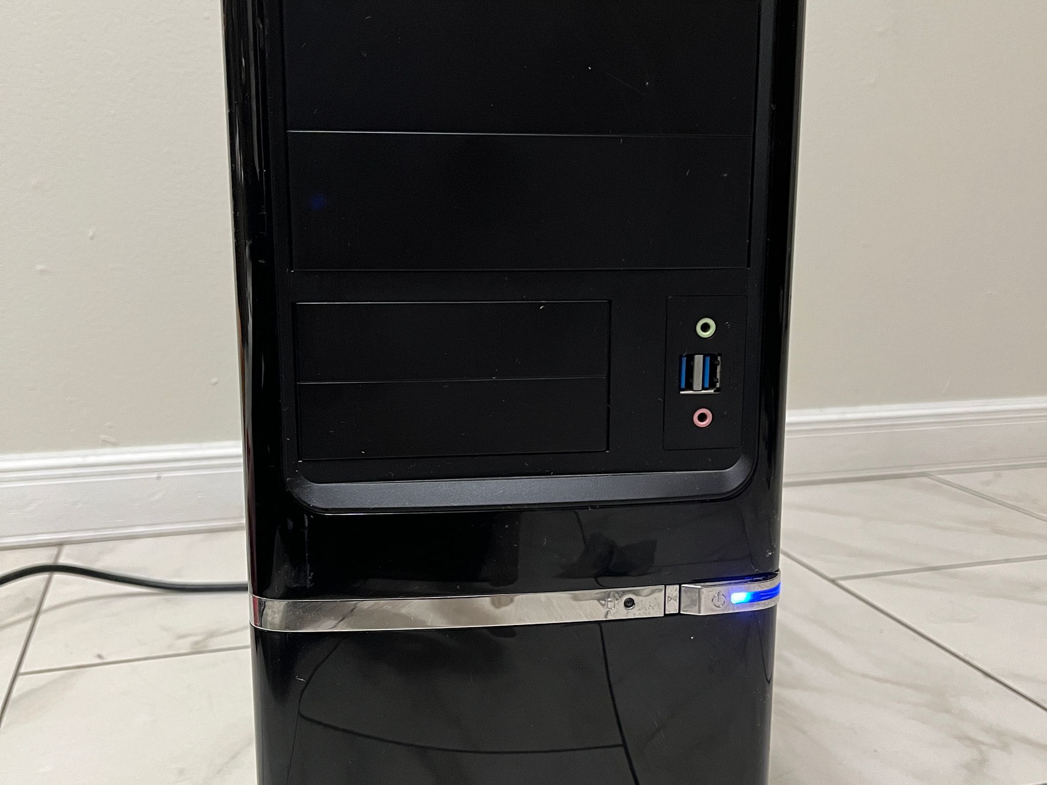Budget Gaming PC-Intel i7-4790,AMD HD 7970 3GB, 16GB RAM, 750GB Storage, w/ Wi-Fi & BT