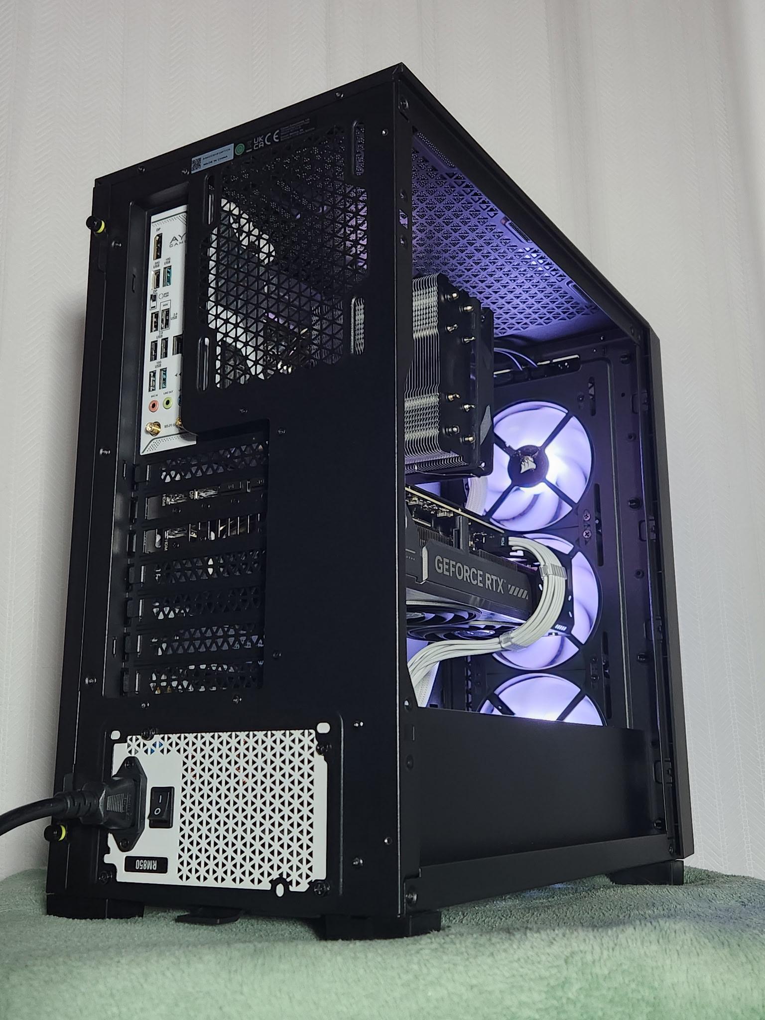 GeForce RTX 5070 Custom Gaming PC - Core Ultra 5 250KF Plus