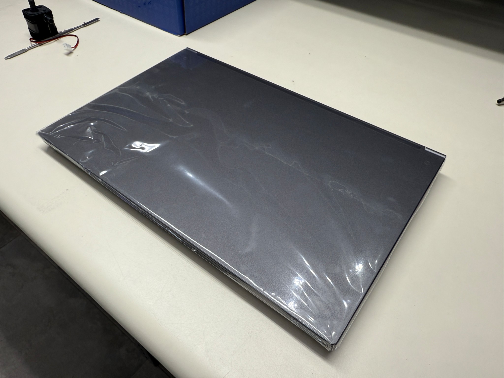 Eluktronics Max-15, i7-10875H, RTX 2080 Super, 32GB Ram, 2x 1TB SSD