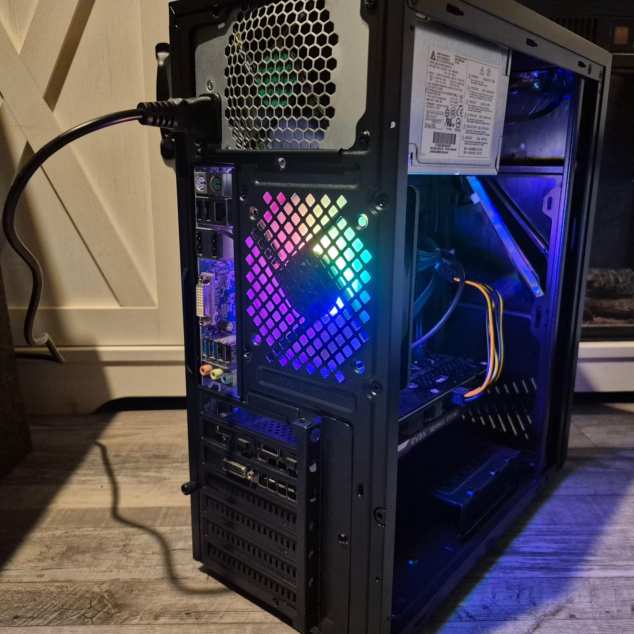 80 FPS Fortnite | i5-4570, 16GB RAM, GTX 960 4GB, 512GB SSD, Win10