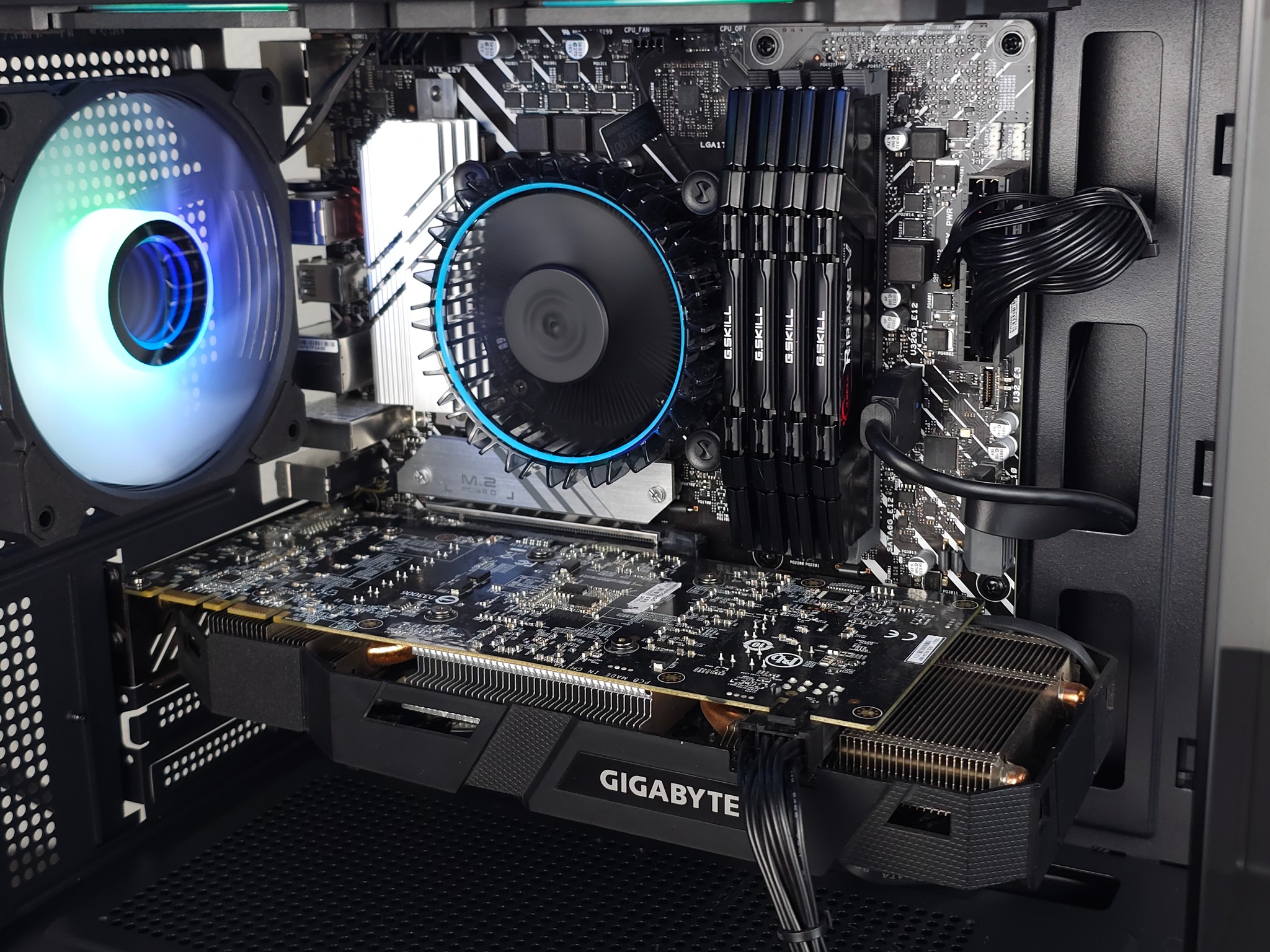 GAMING PC | GTX 1070 | I3-12100F | 16 GB RAM | 1 TB SSD | WIFI 6 | WINDOWS 11 PRO