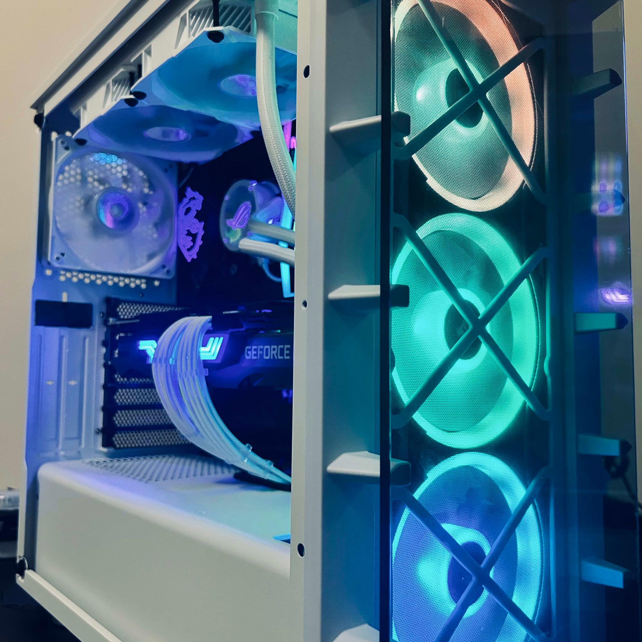 White Claw 🗡️| Rtx 3080 10GB, I7-12700kf High-End Gaming PC