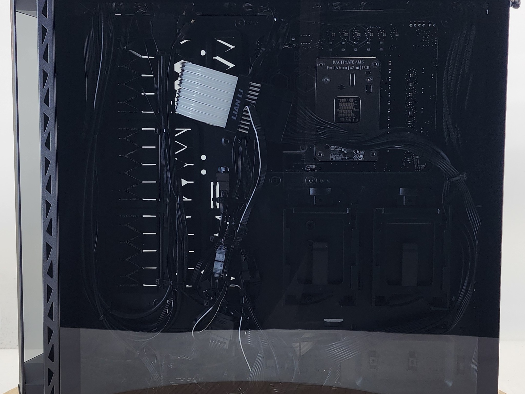 Gaming PC Ryzen 7 9700X 32GB RAM 1TB SSD 9060 XT 16GB Windows 11 Computer