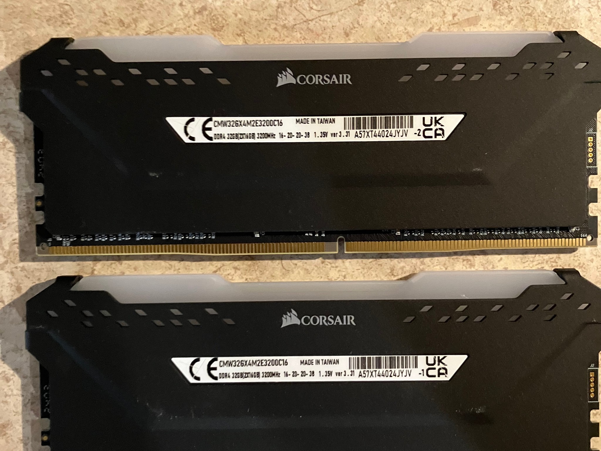 Corsair Vengeance RGB PRO 32GB DDR4 (2x16GB)