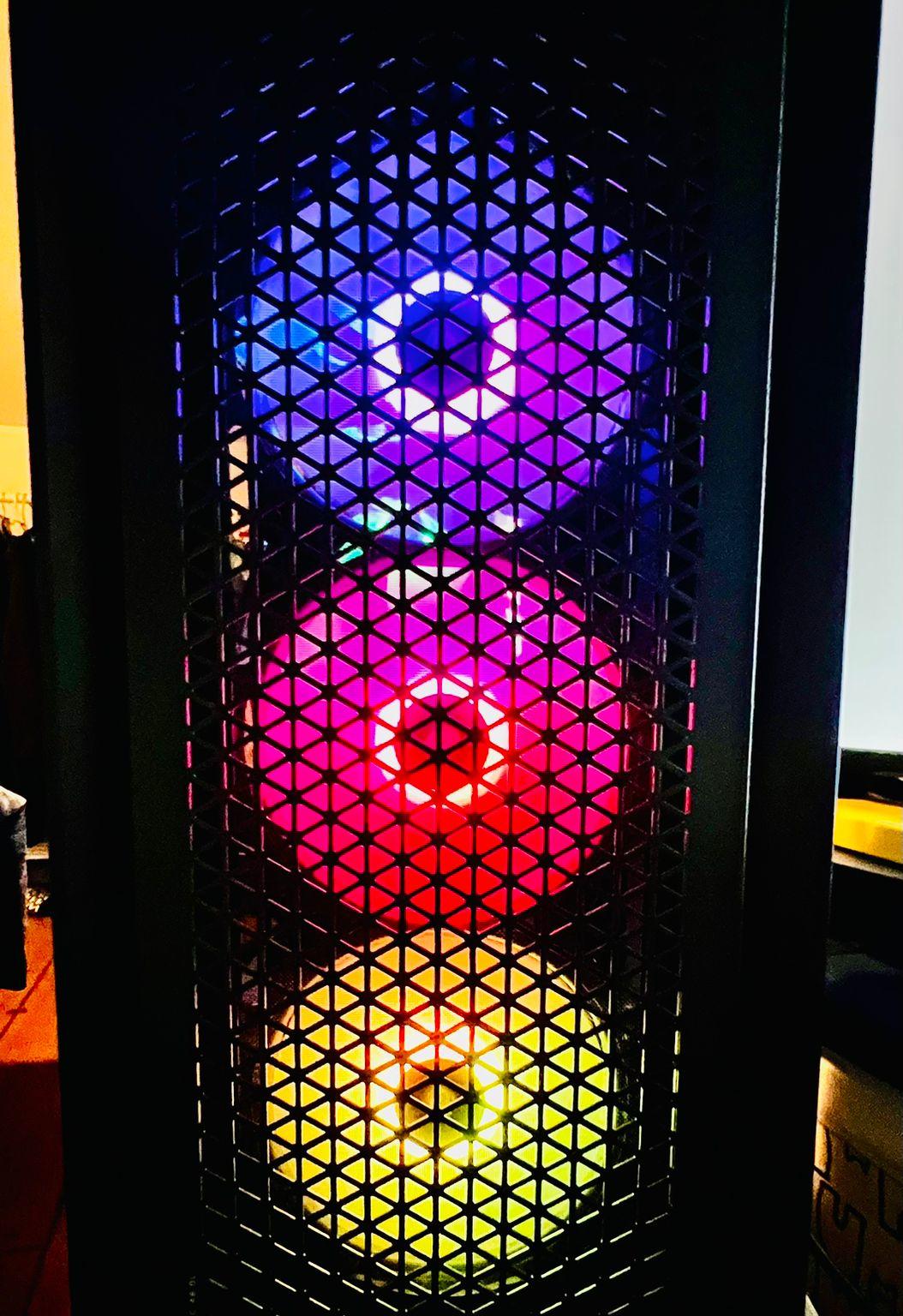 CORSAIR VENGEANCE i7400 Gaming PC Max Specs.