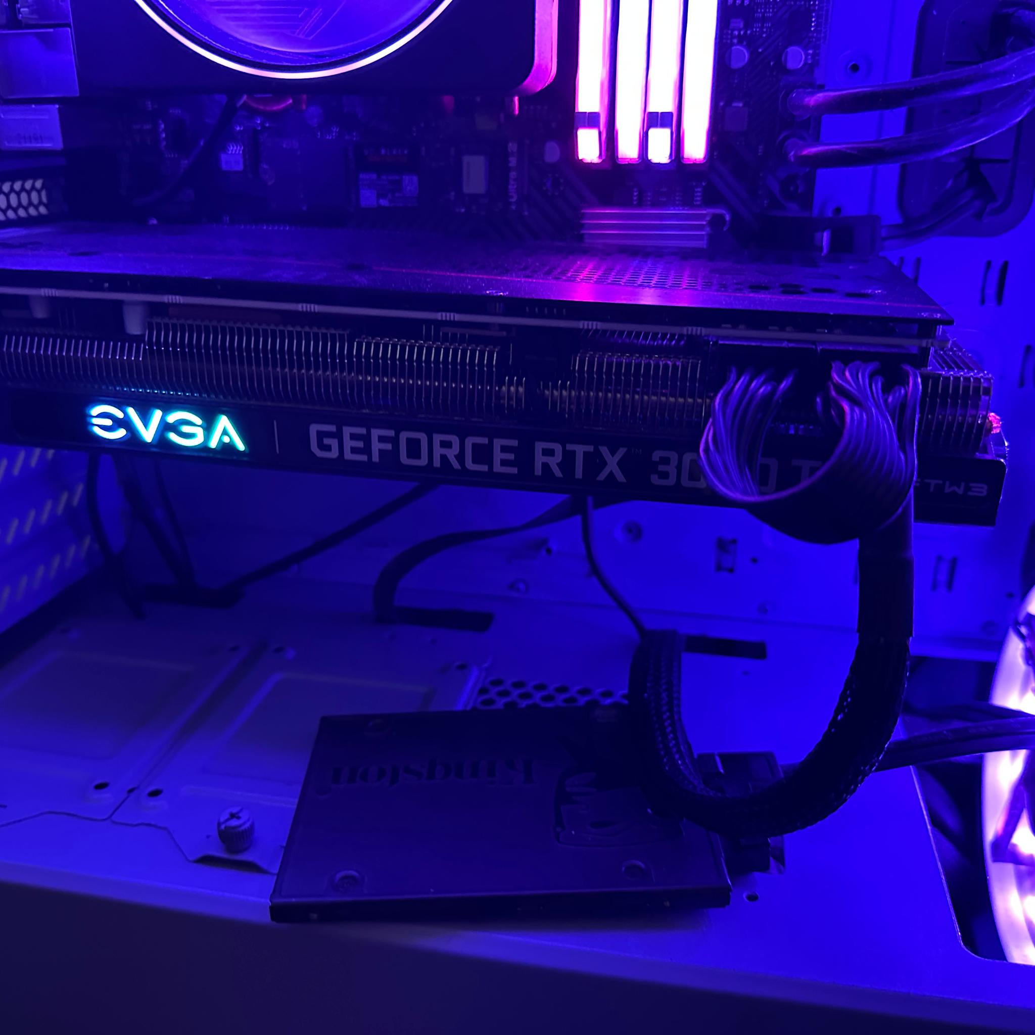EVGA GeForce RTX 3060 Ti FTW3 ULTRA GAMING 8GB GDDR6 GPU (ORIGINAL BOX INCLUDED)