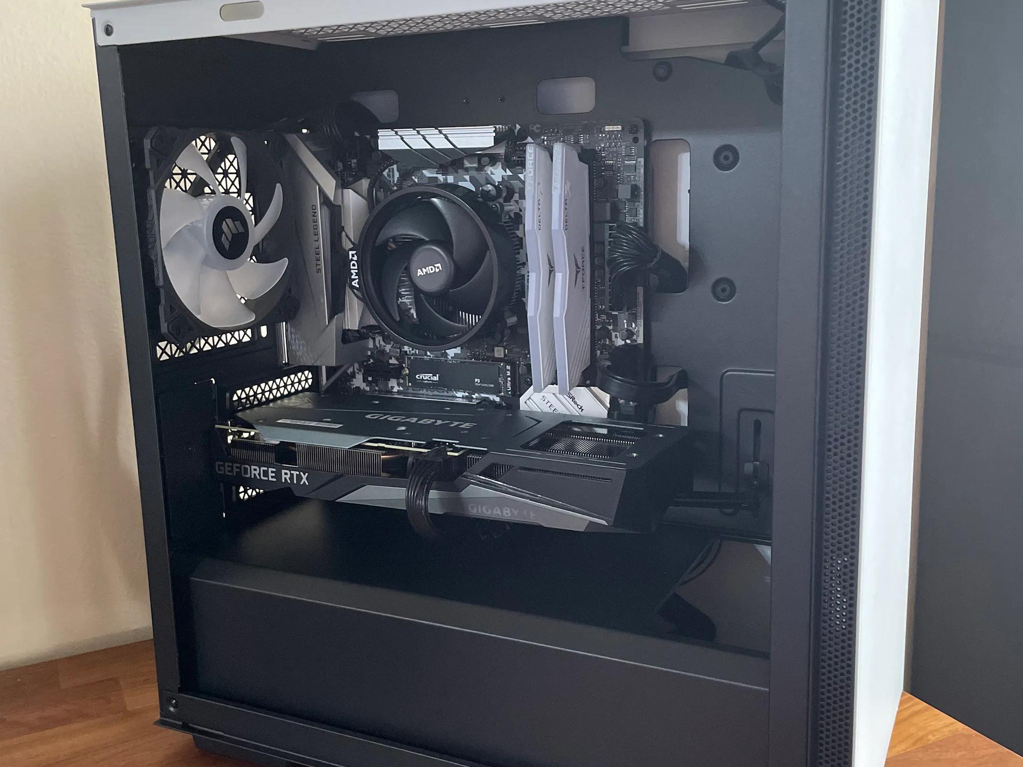 The Mini Legend // RTX 3060 12GB // Ryzen 5 5500