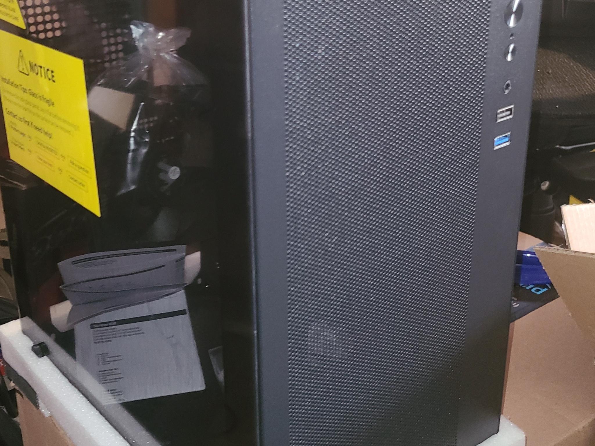 M-atx i7 8700/16gb ddr4/rx 6600