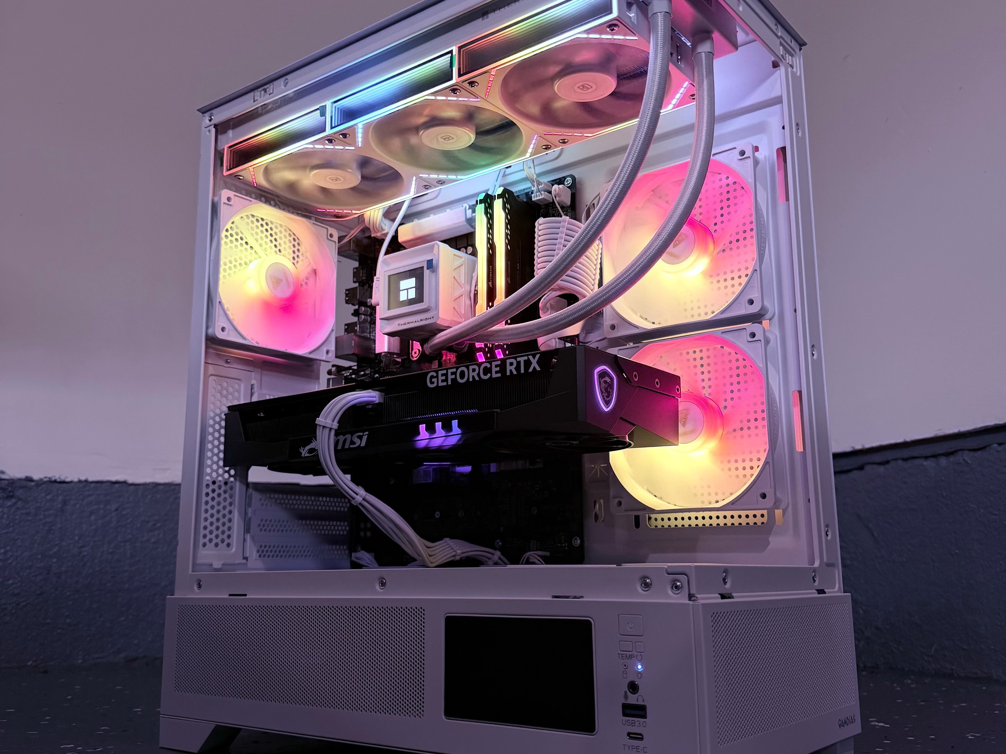 ❄️"Crystal Nova"❄️| 1440p Gaming | RTX 5070 | Intel i9 12900KF | 32B Ram | 2tb Storage | WiFi