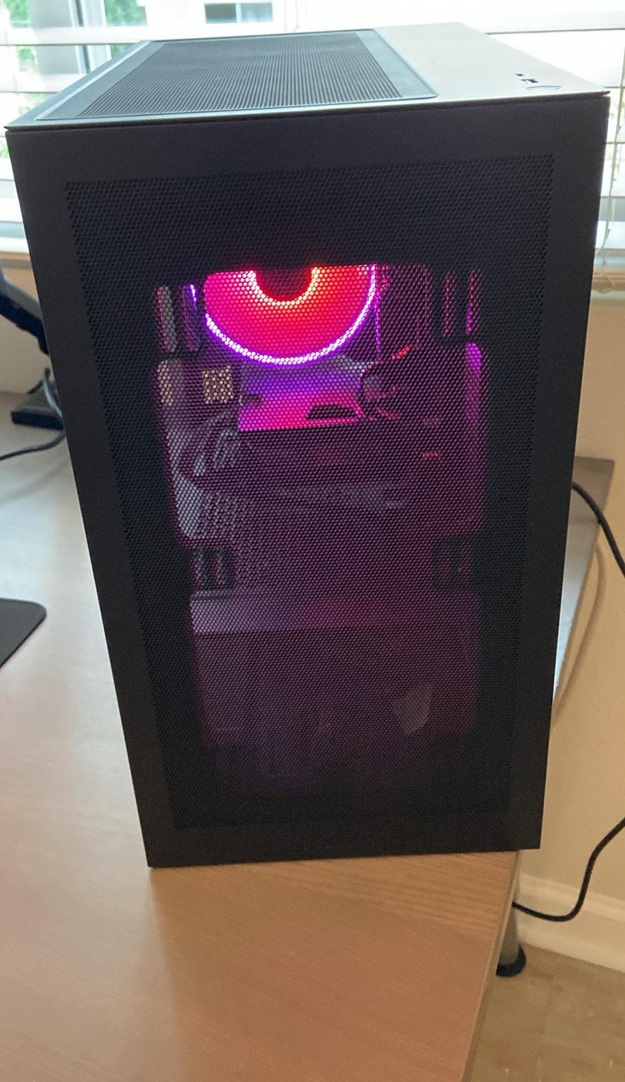 RX 6600, I3 12100f, 16gb ram, 620gb SSD, Gaming PC