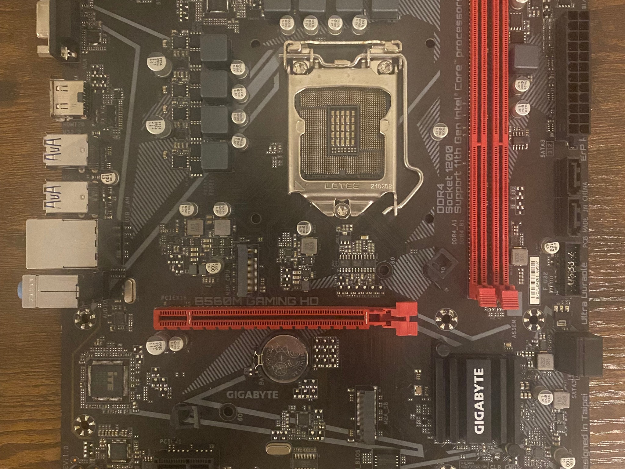 2X broken LGA 1200 motherboards