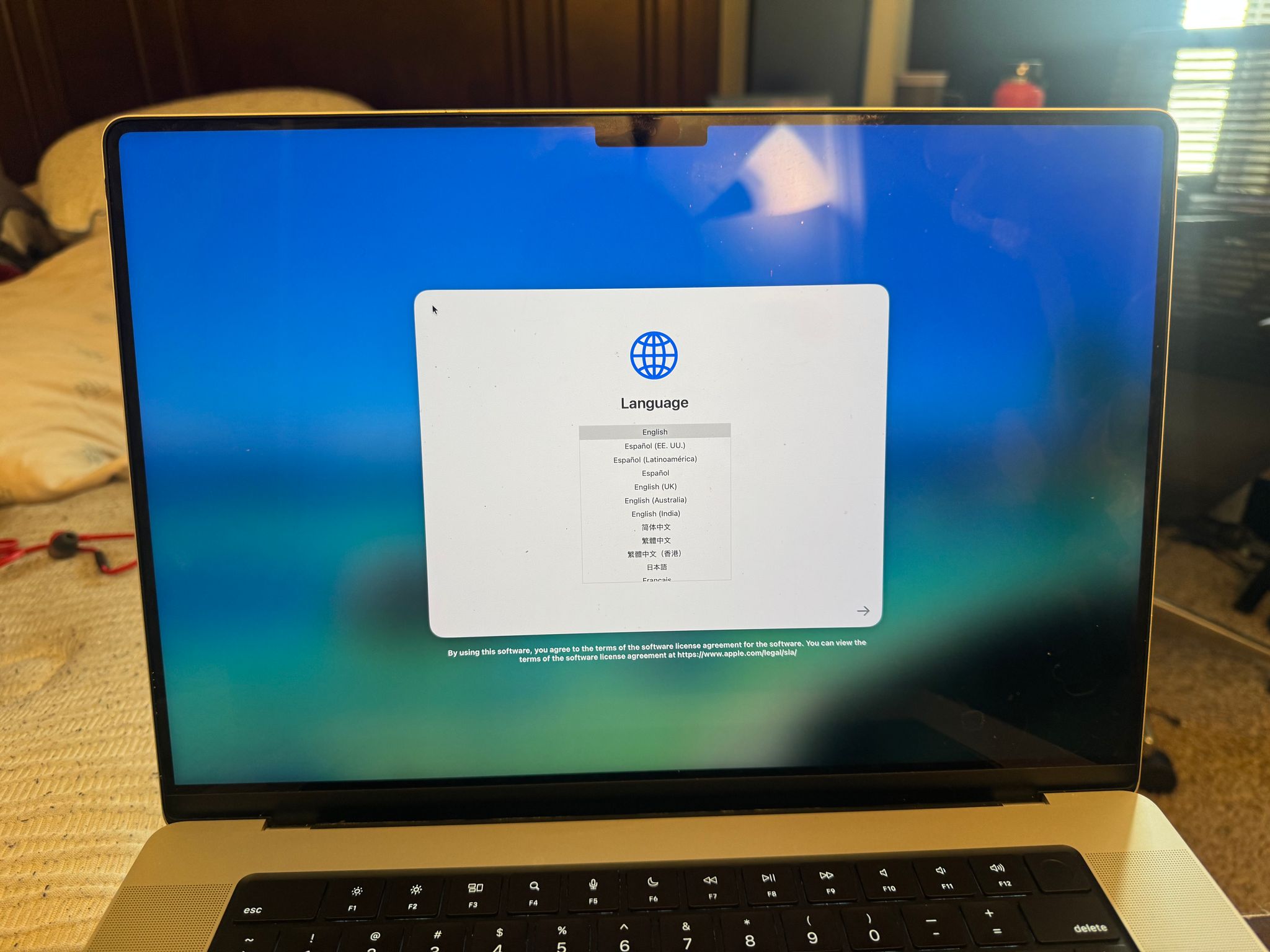 MacBook Pro - (M2 Pro, 16GB, 512GB SSD)-New, Open Box