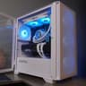🤍ARCTIC BEAST🤍 1440p/1080p MACHINE 💚RTX 3070ti 🧡 Ryzen 5 9600x | 1TB NVME | 32GB | WIN ACTIVATED