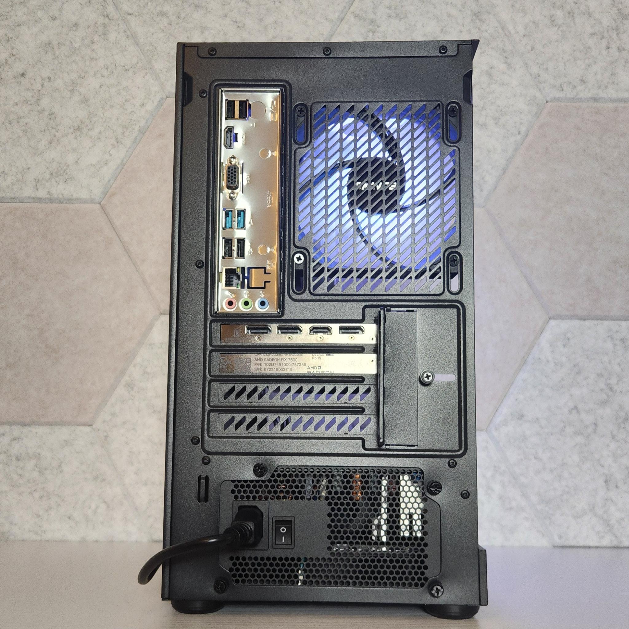 🤍🖤Oreo Gaming PC | RX 7600 | Ryzen 5 3600 | 16GB RAM | 512GB M.2 SSD | WIFI/BT | Windows 11 |