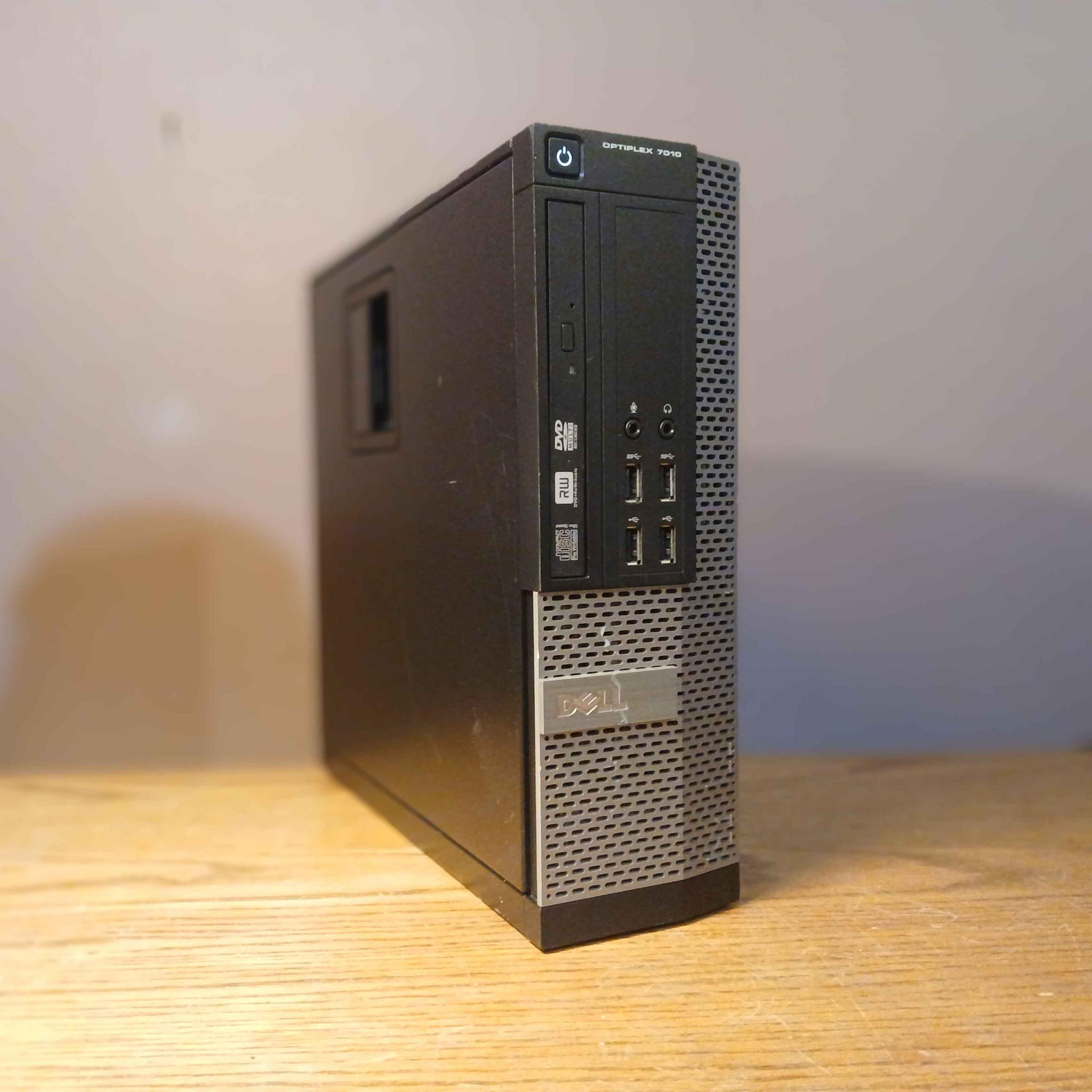 i7-3770* | 16gb RAM | wx 2100 | 240gb SSD | Optiplex 7010