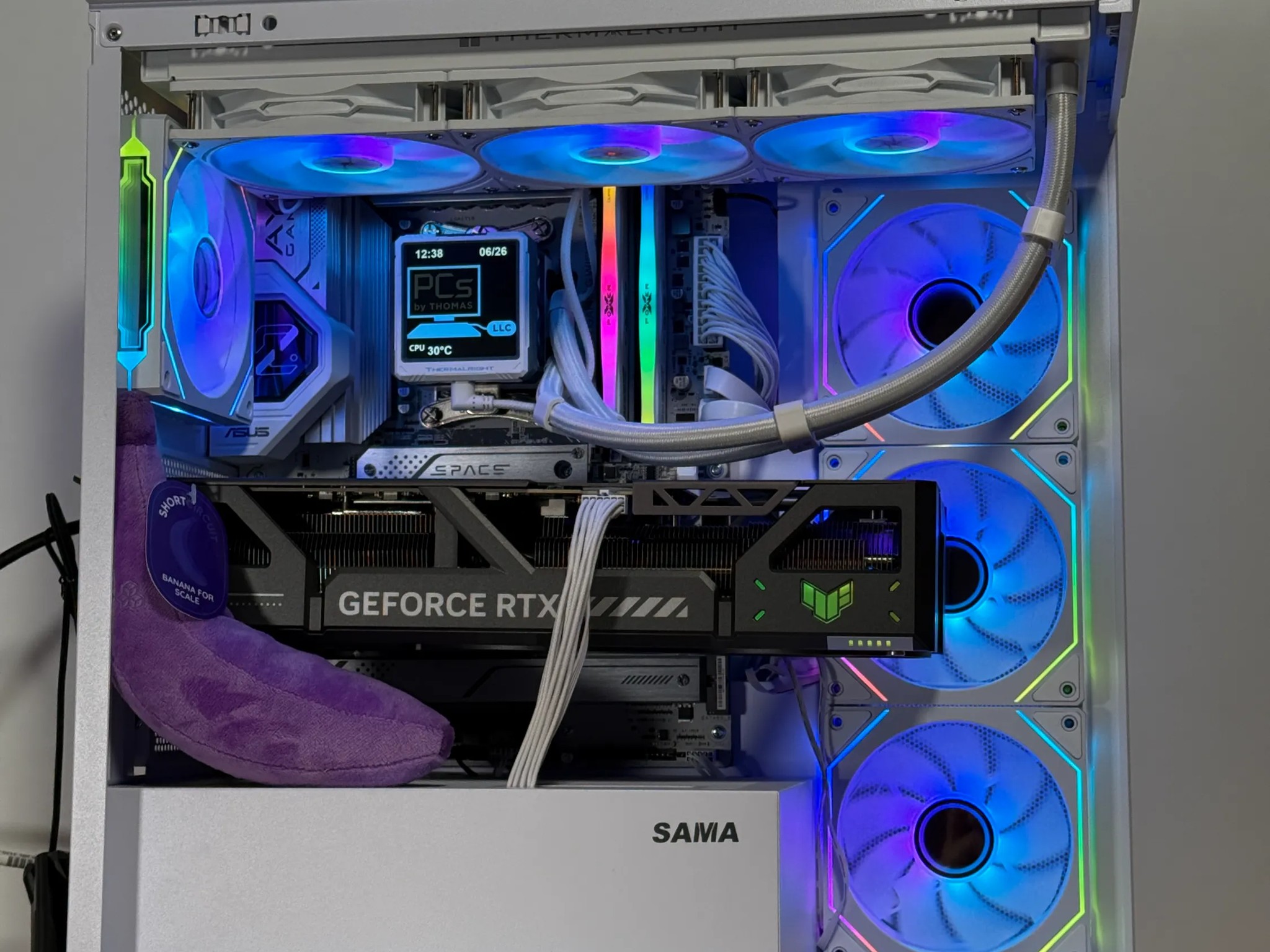 Ryzen 9800x3d RTX 5080 White Gaming PC