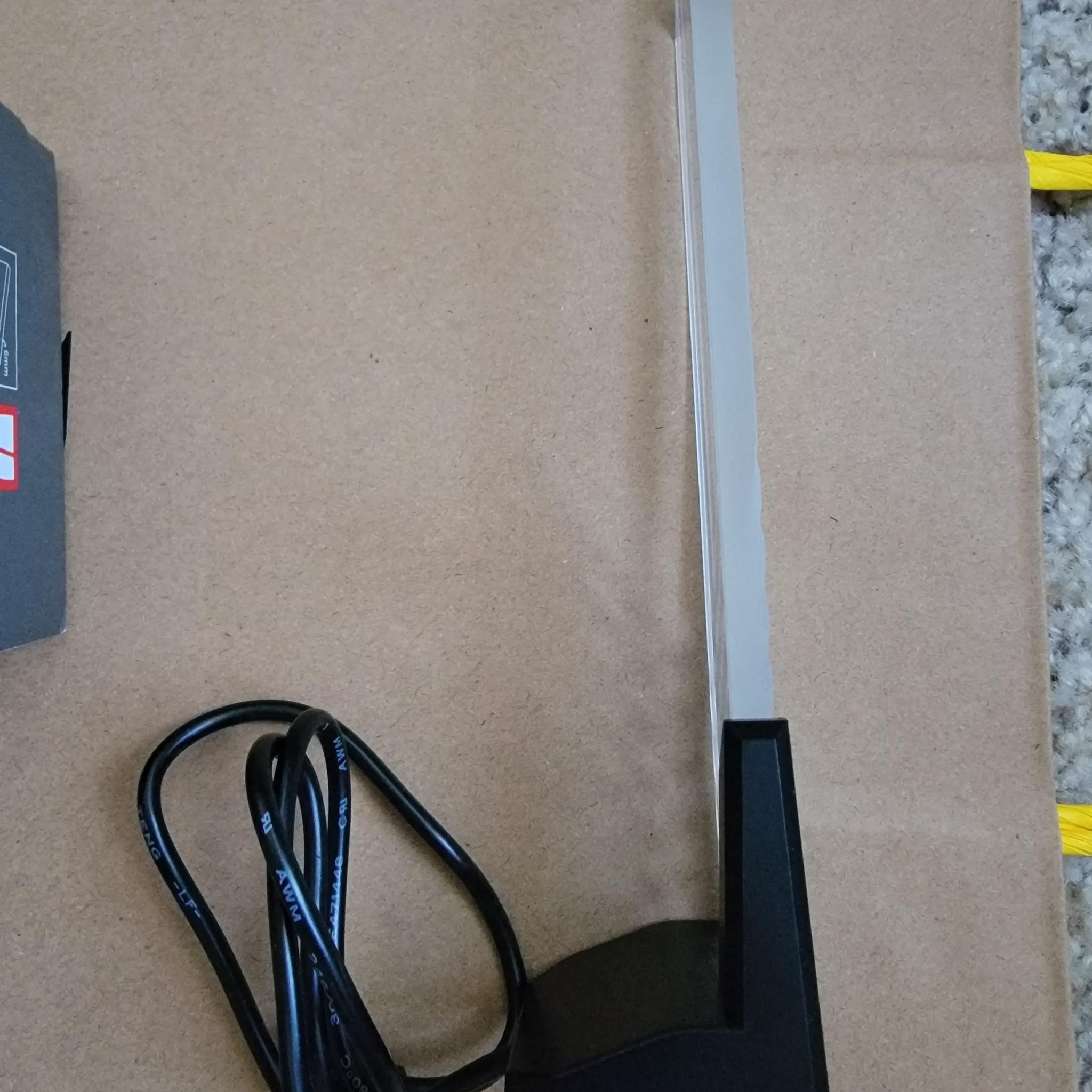 Cooler Master ARGB GPU Support Bracket Tempered Glass - Used