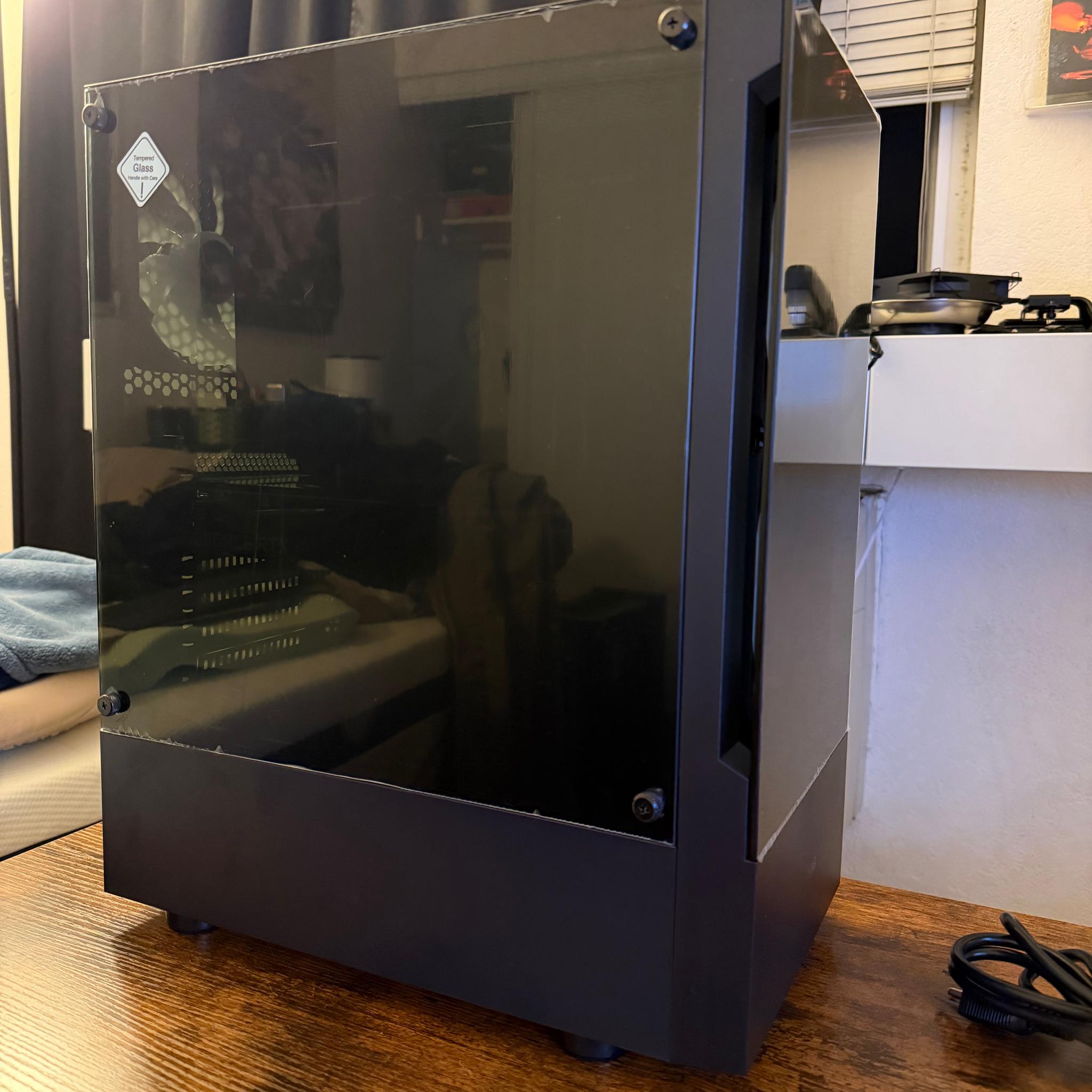 Budget Compact Gaming PC! Ryzen 5 5600x + 3070 + 32GB RAM + 512GB SSD!