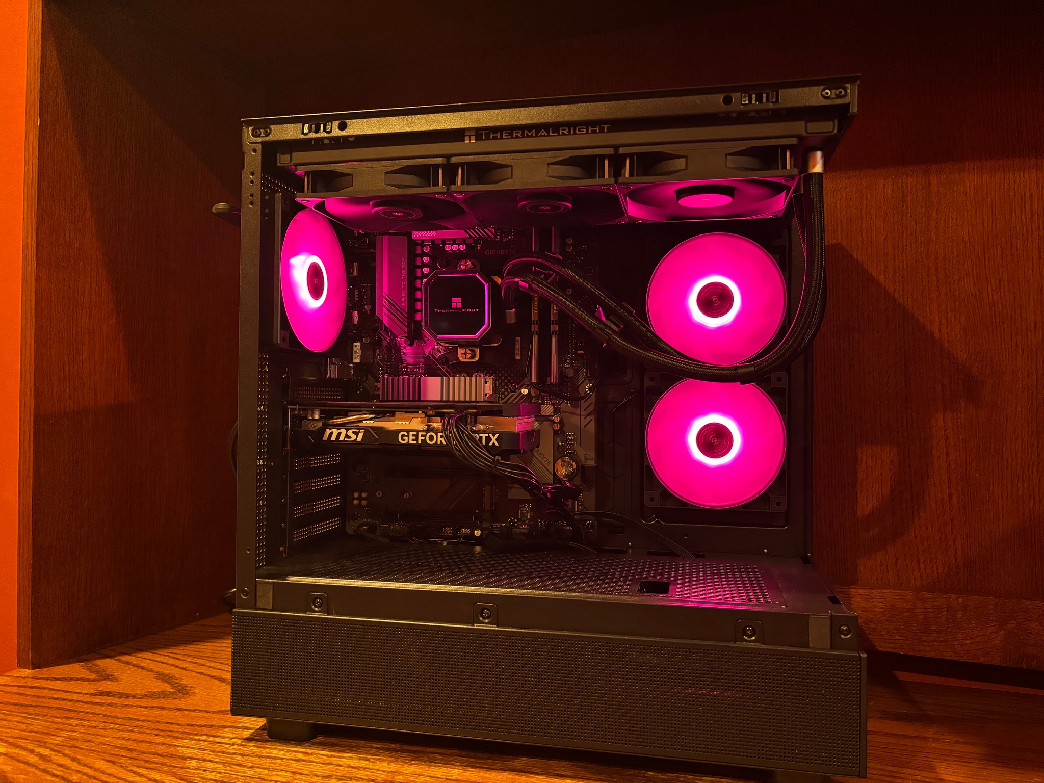 RTX 4060|R5 5600|16Gb DDR4|1Tb NVME|AIO cooler