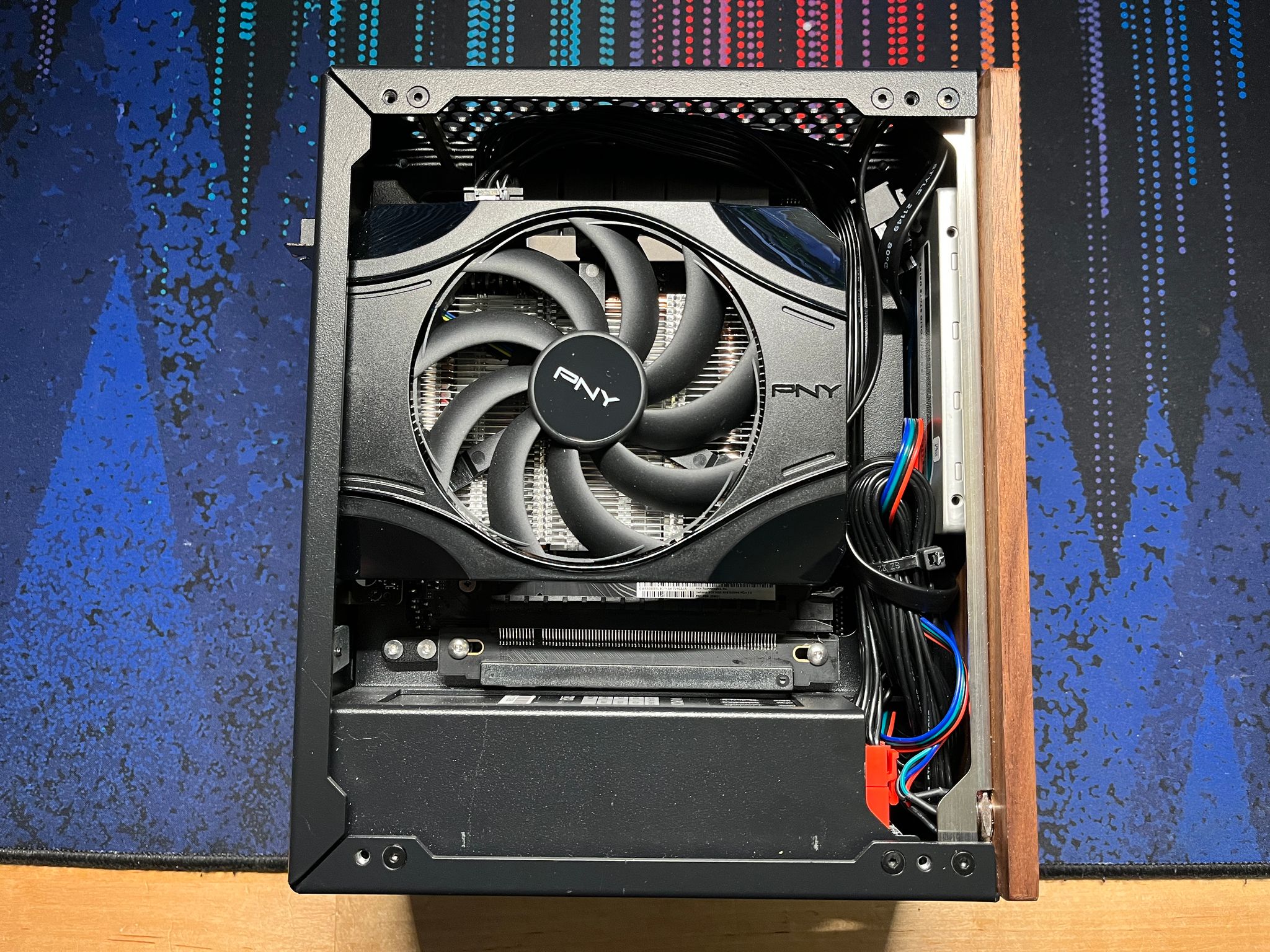 🔥 Ryzen 5500 + GeForce 5050 + Densium 4 | SFF Compact PC, 1080p Gaming Powerhouse! 🔥